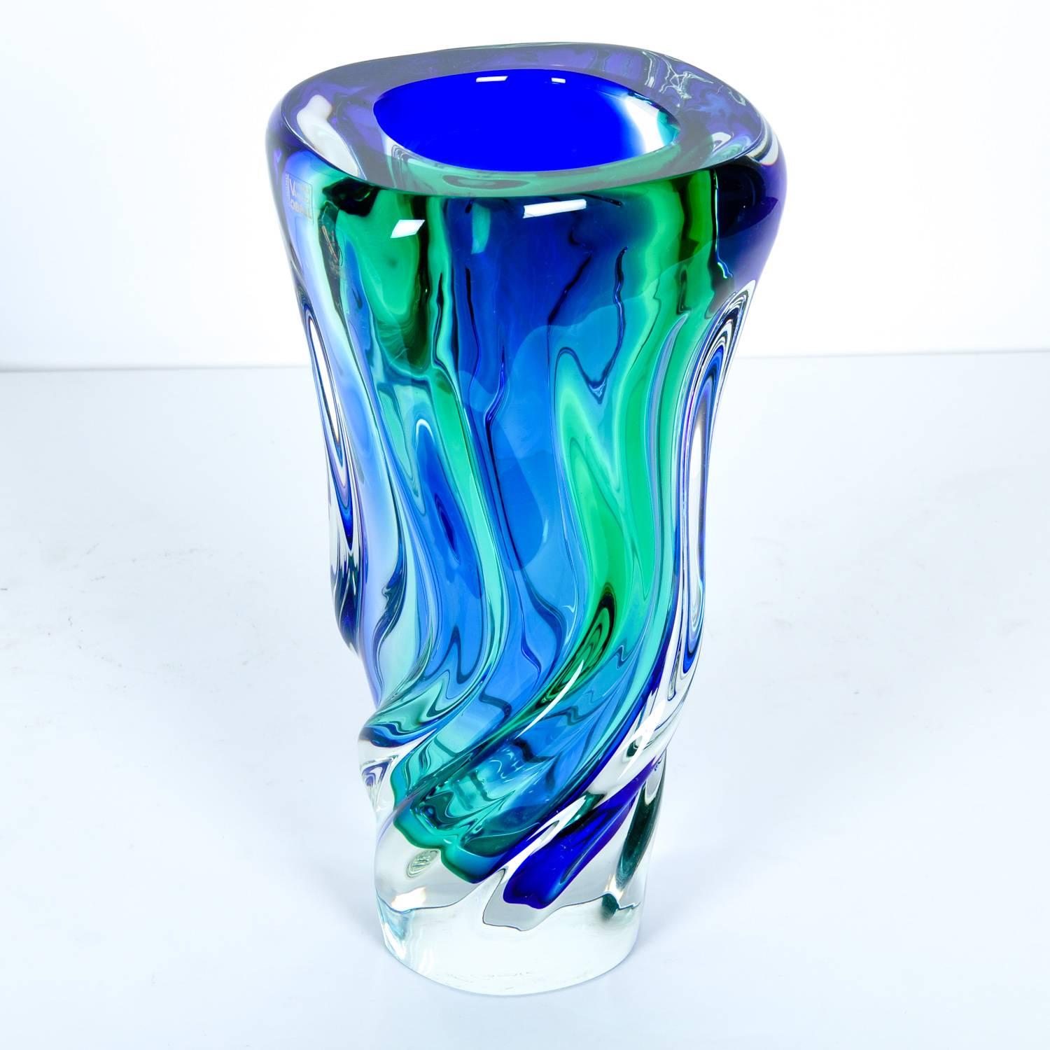 Tall Mid-Century Modern Murano glass decorative piece / vase. This piece measure 12.5 inches high x 7 inches diameter.