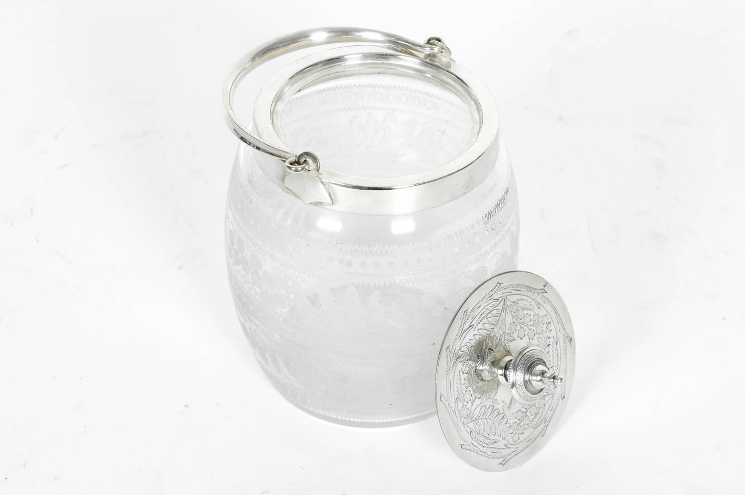 Old English Silver Plate Covered Cut Glass Ice Bucket 2