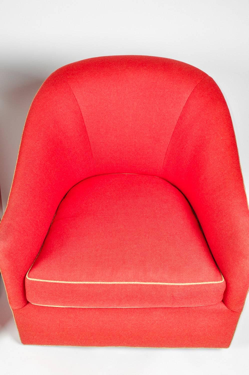 Pair of Red Upholstery Contemporary Us Bergere Chairs In Excellent Condition In Tarry Town, NY