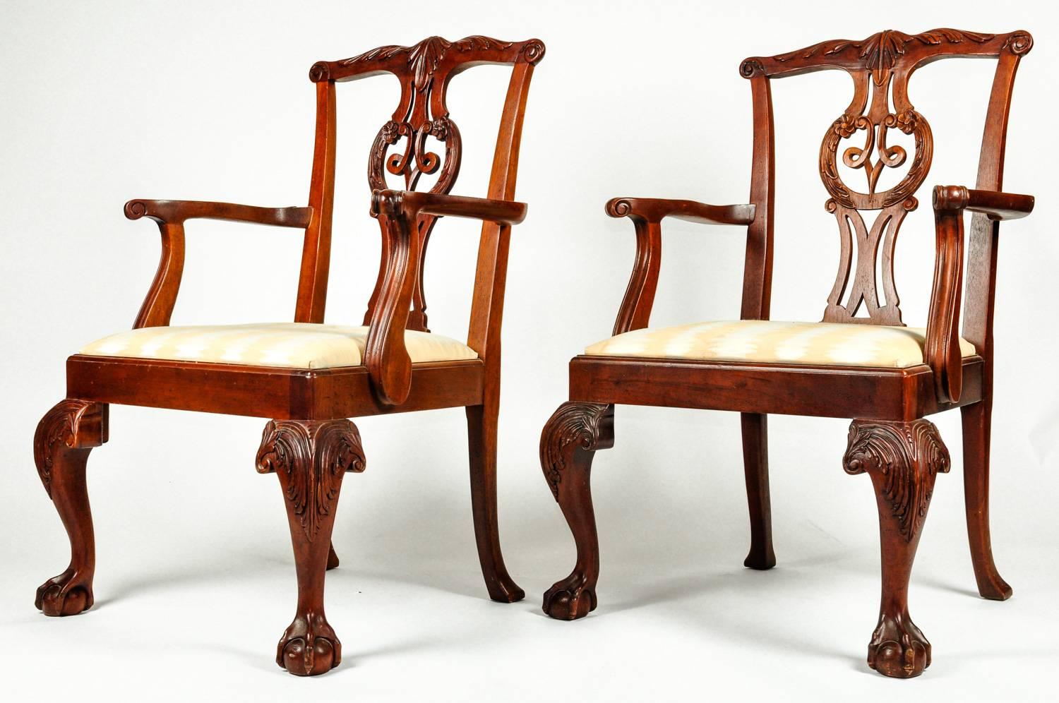 Mid-20th Century Vintage Set Eight Georgian Style Mahogany Baker Dining Room Chairs