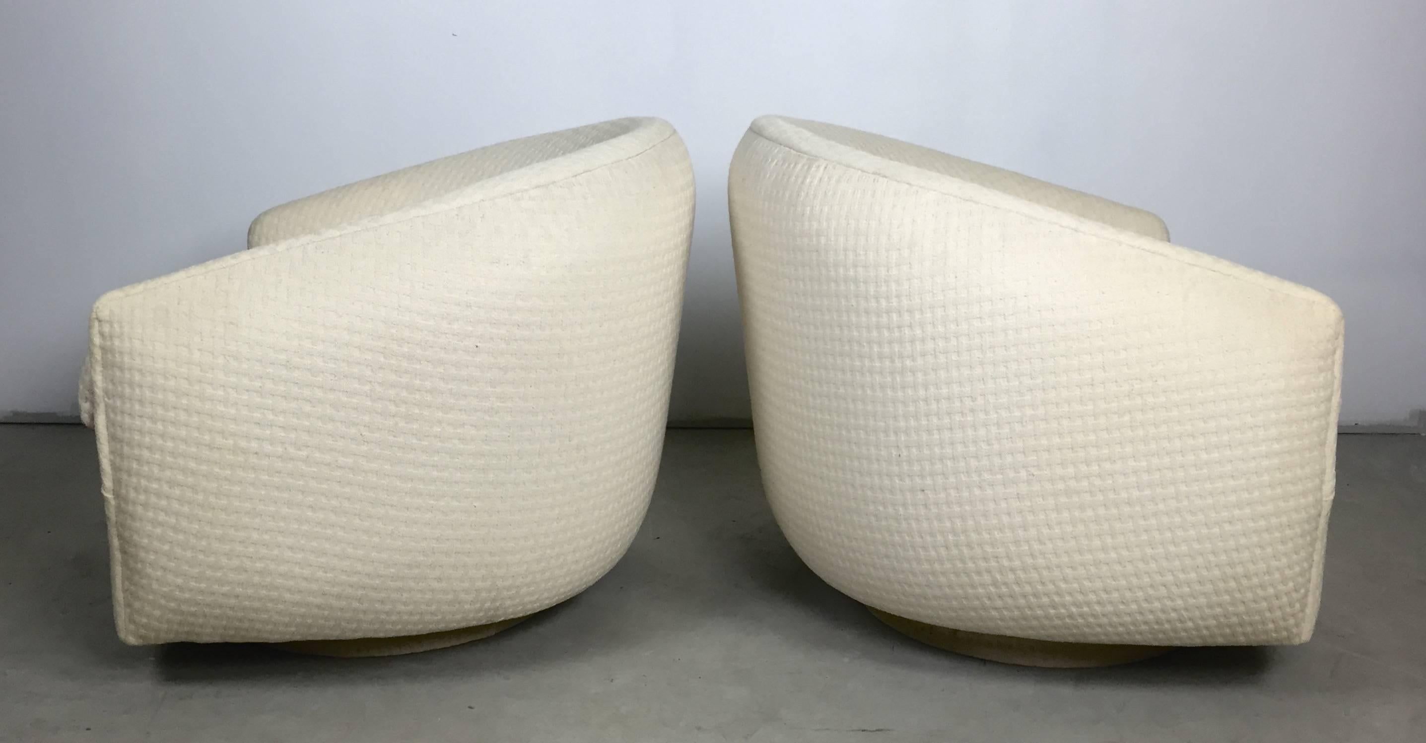 Modern Pair of Milo Baughman Thayer Coggin Swivel Base Chairs