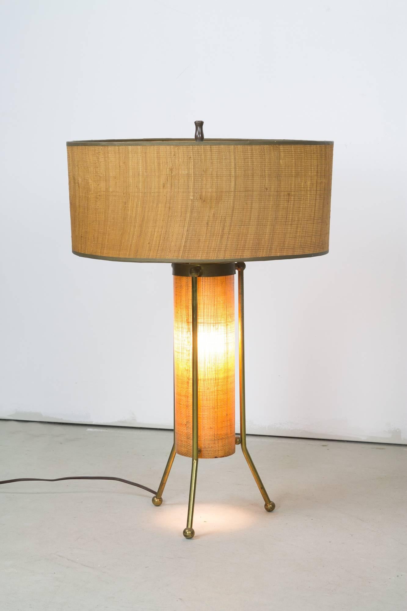 Mid-Century Modern Two-Way Brass and Reed Table Lamp