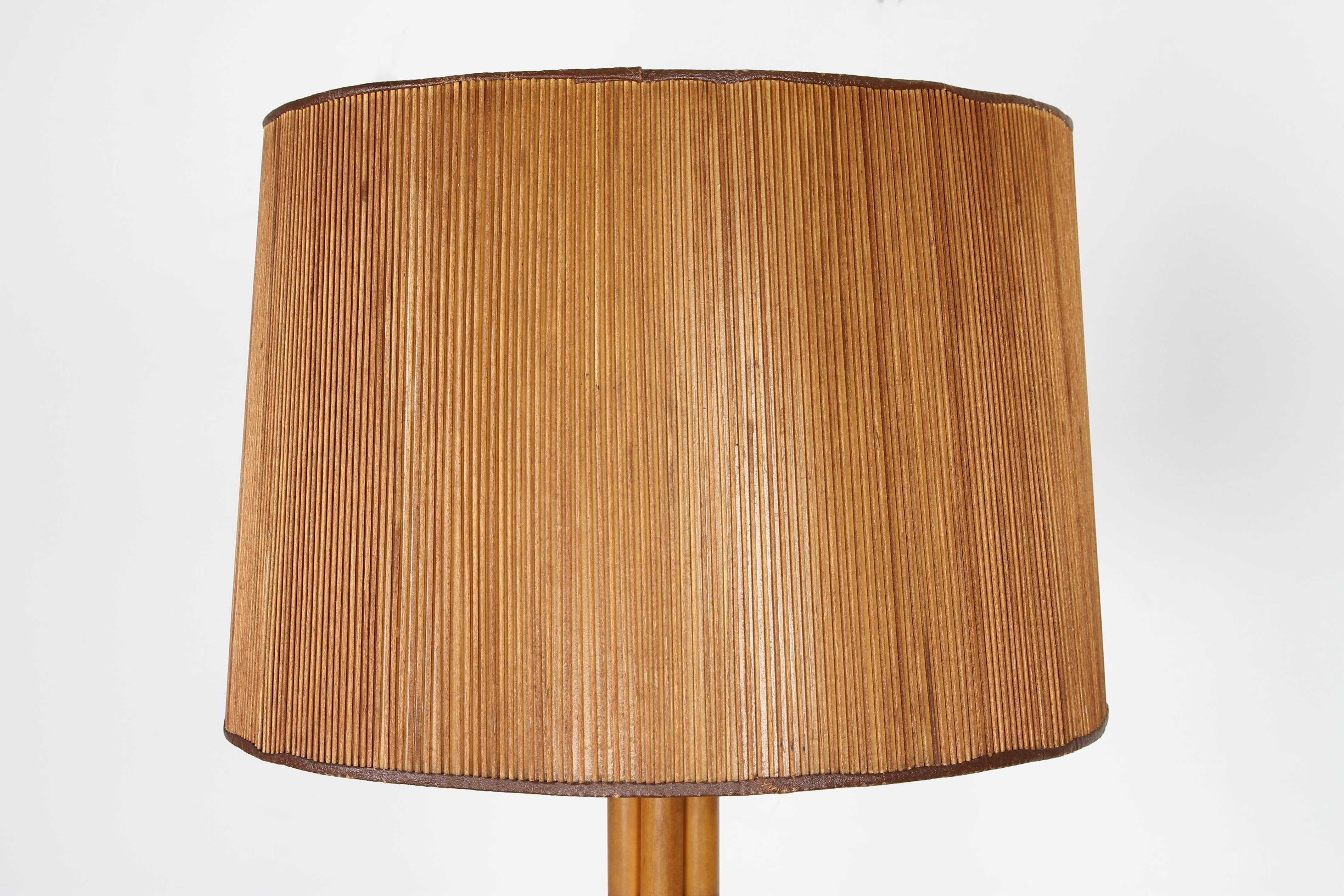 Bamboo Floor Lamp in the Manner of Paul Frankl In Good Condition In Asbury Park, NJ