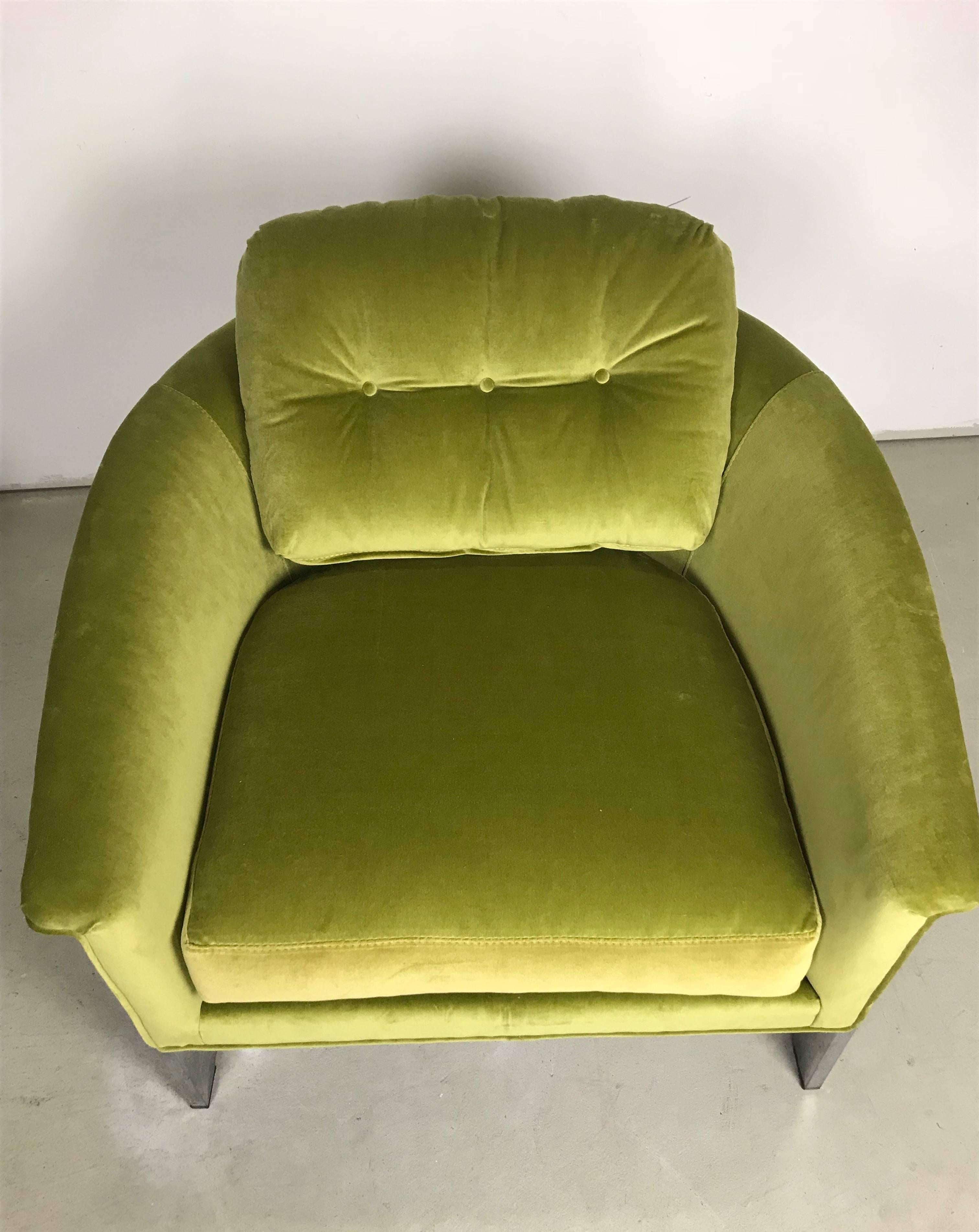 Mid-20th Century Pair of Italian 1960s Chrome and Green Velvet Club Chairs