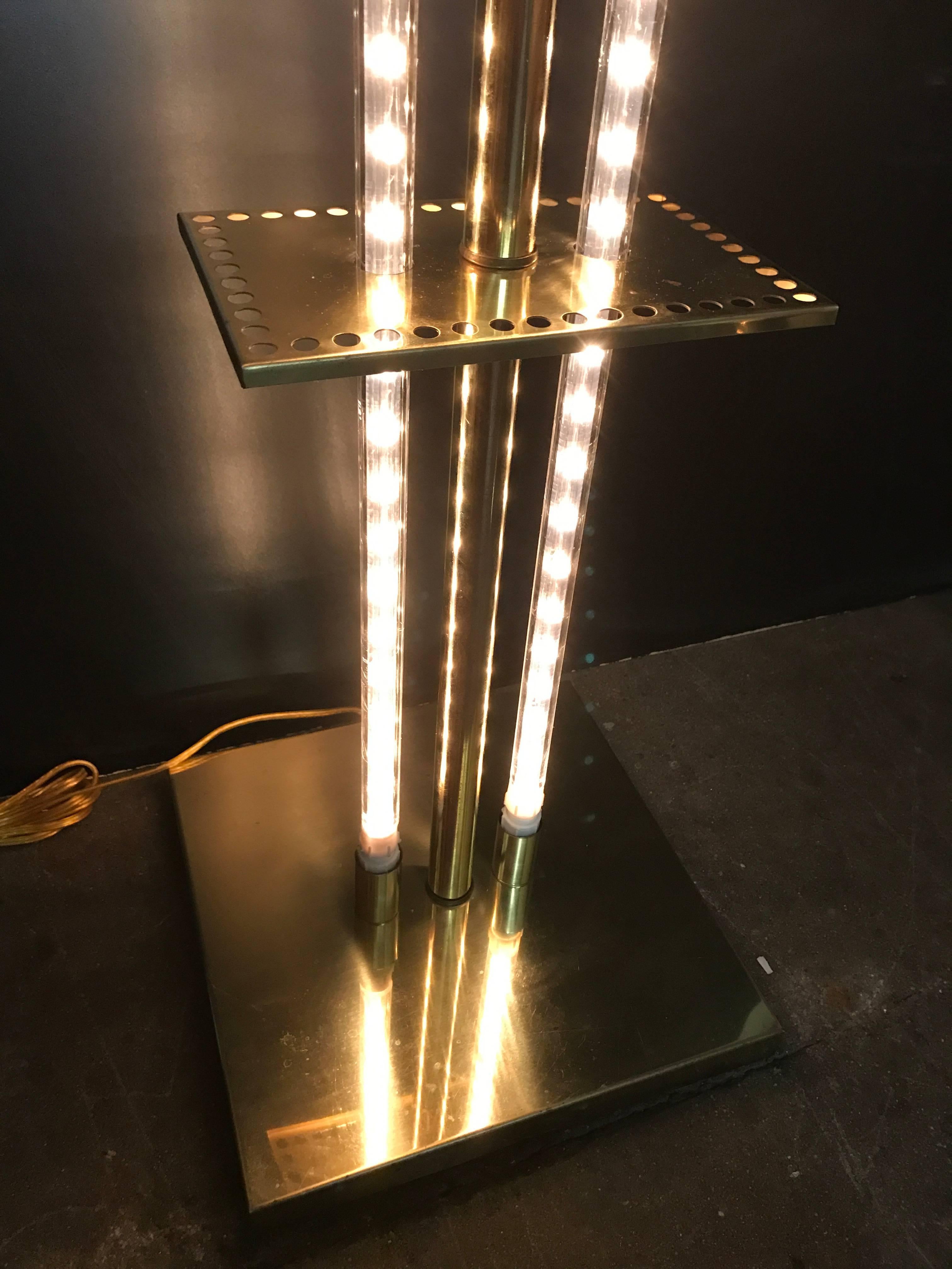 Pair of Sciolari Brass and Glass Floor Lamps for Lightolier For Sale 3