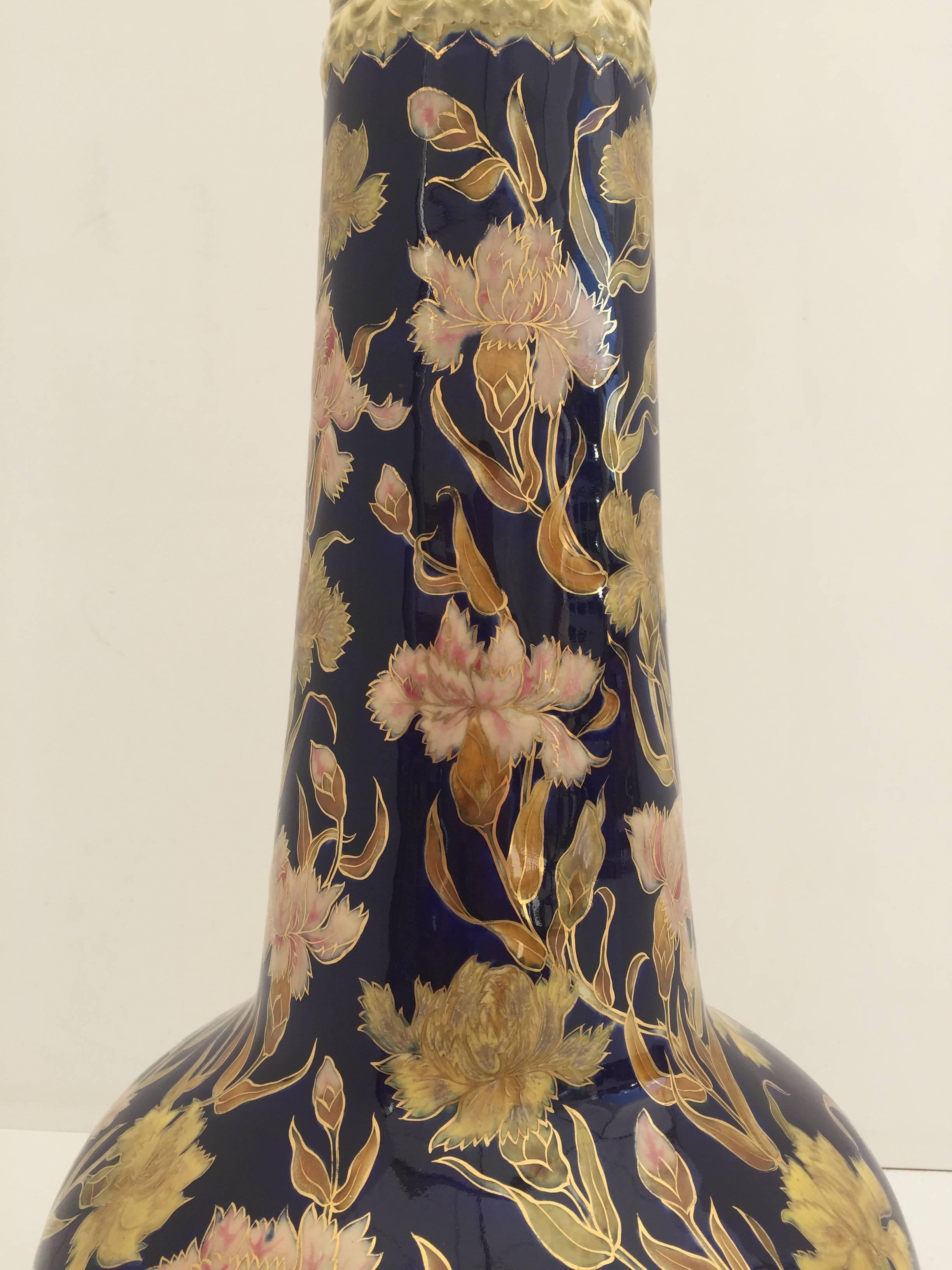 Céramique Lampe géante en céramique et or avec motif floral islamique style Marbro en vente