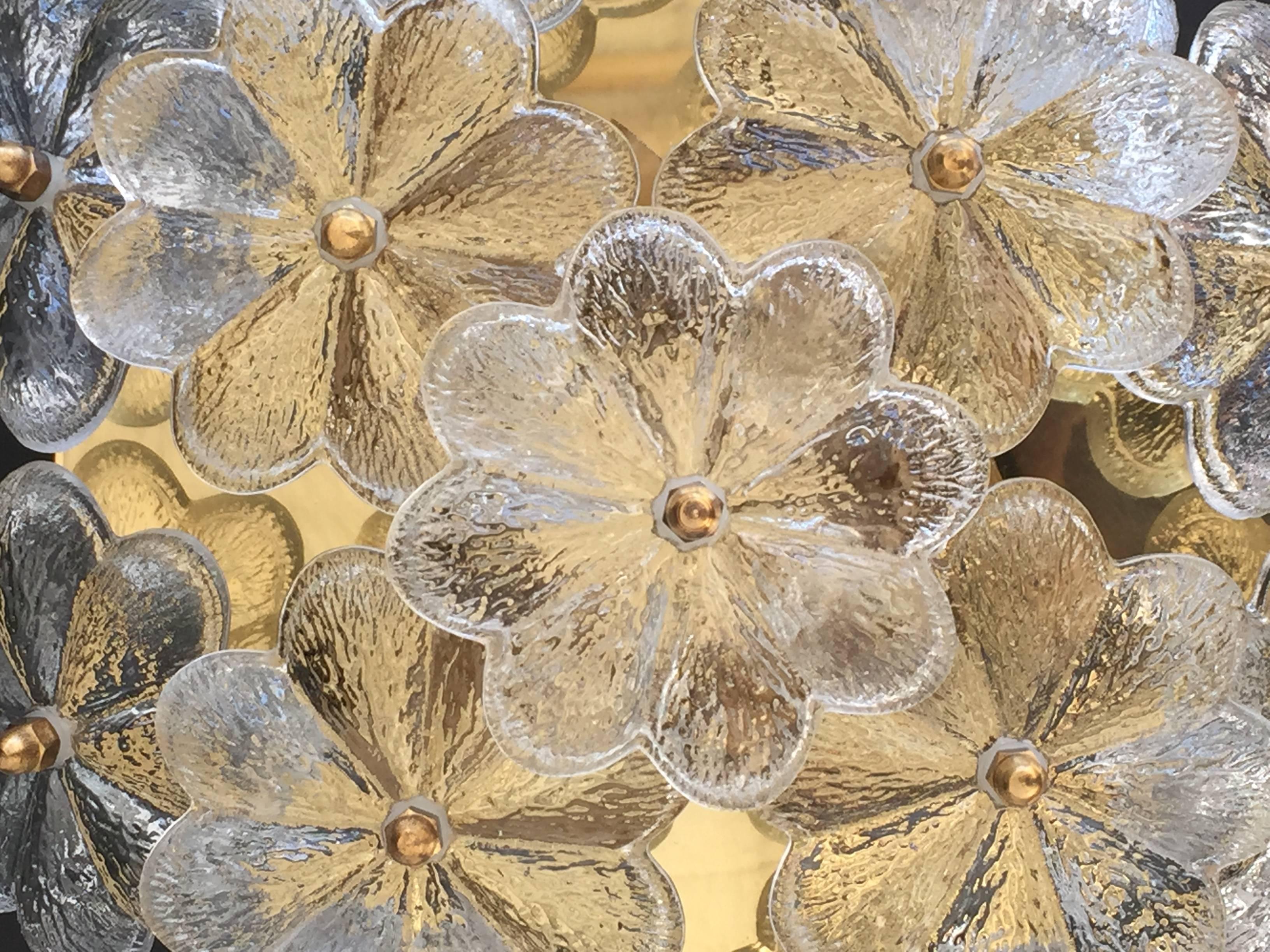 Lampe affleurante moyenne en verre floral Ernst Palme Bon état - En vente à North Hollywood, CA