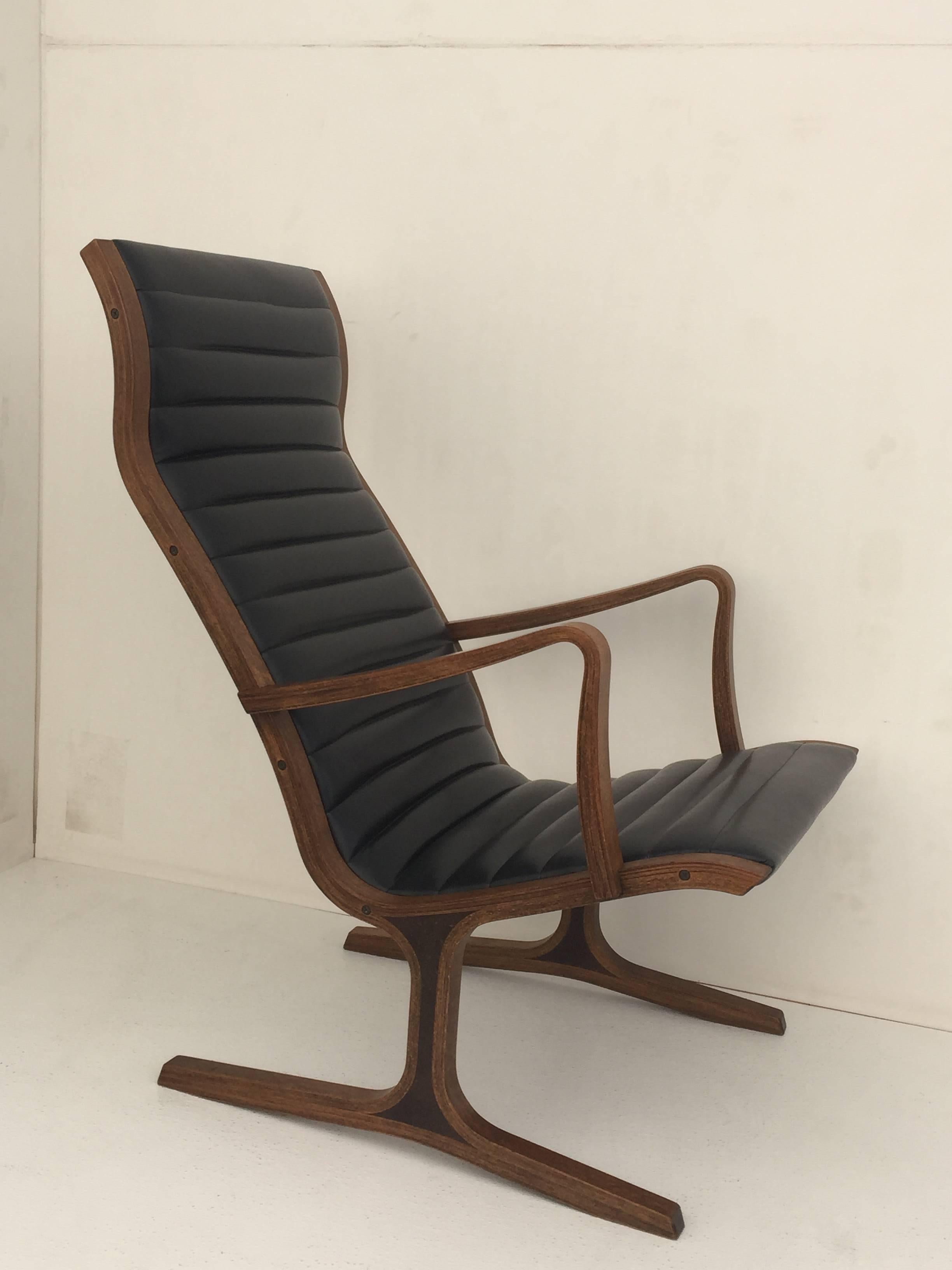 tendo mokko chair