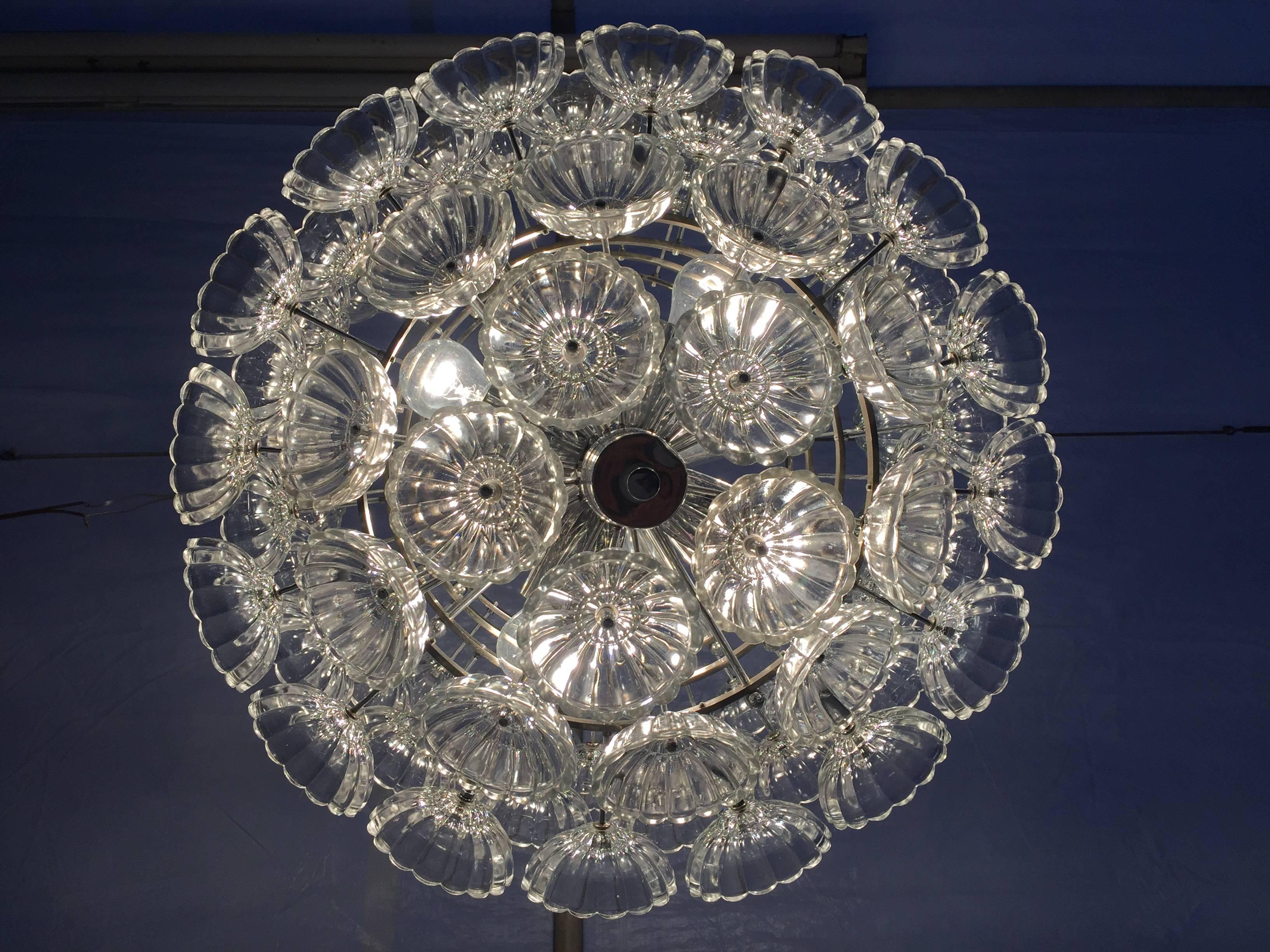 Mid-20th Century Floral Glass Pusteblume Sputnik Chandelier in Cylindrical Shape