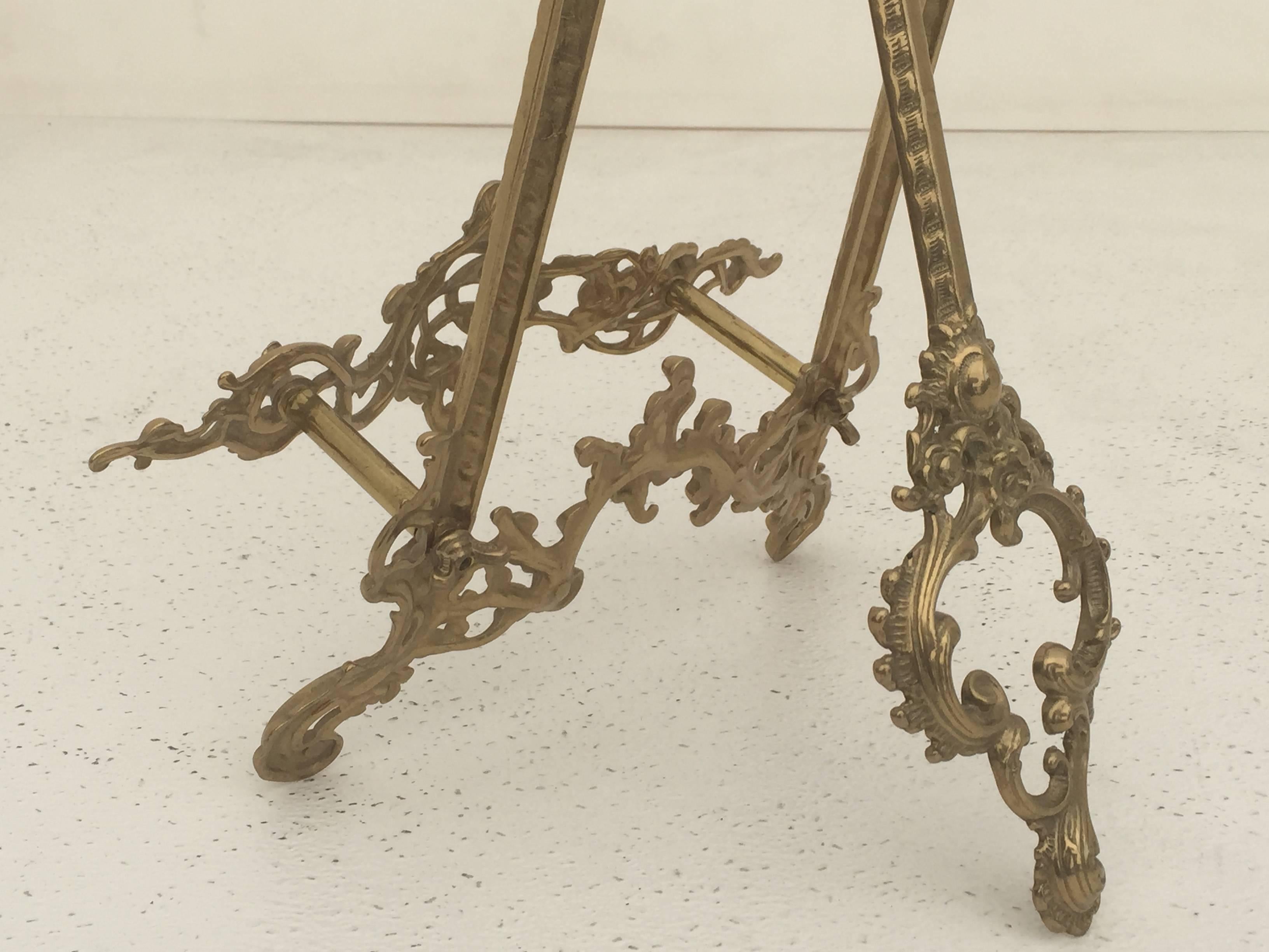 Pair of Small Brass Photo Easels In Excellent Condition In North Hollywood, CA