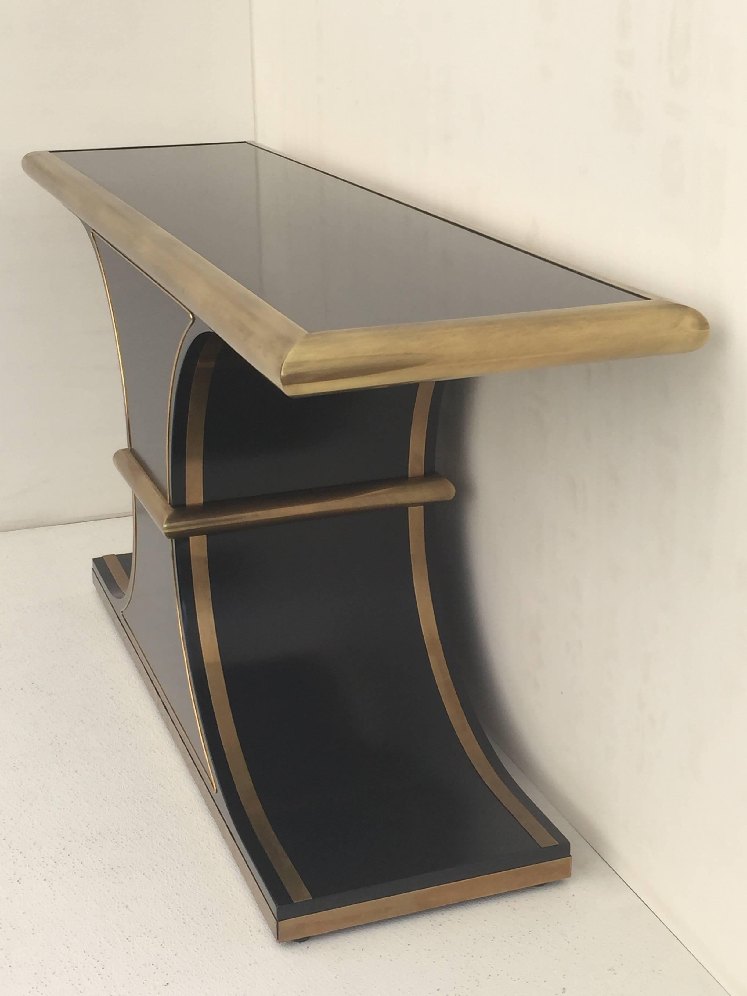 Hollywood Regency Brass and Black Lacquered Console Table by Mastercraft