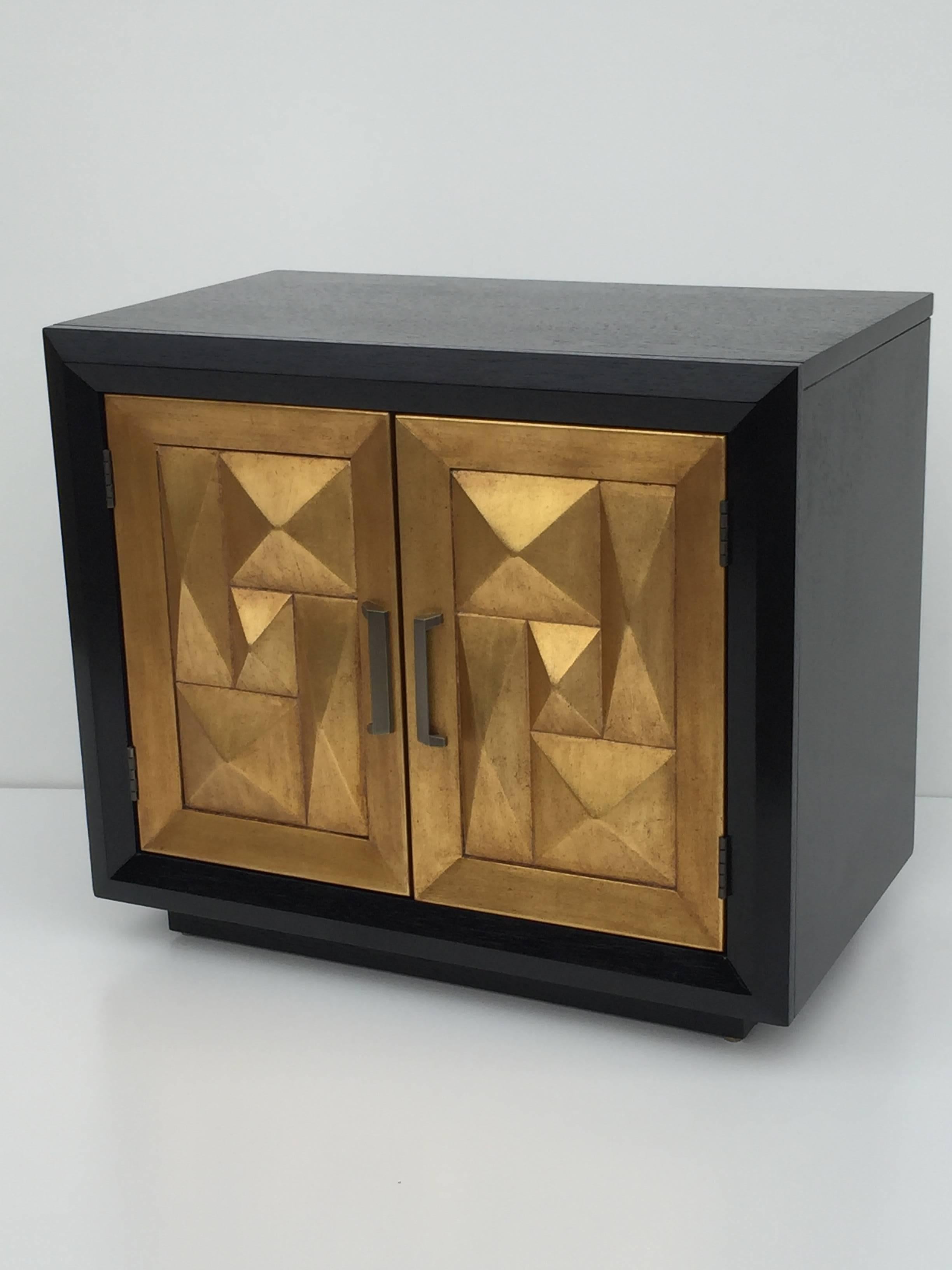 Mid-Century Modern Pair of Sculptural Diamond Front Gold Leafed and Ebonized Nightstands