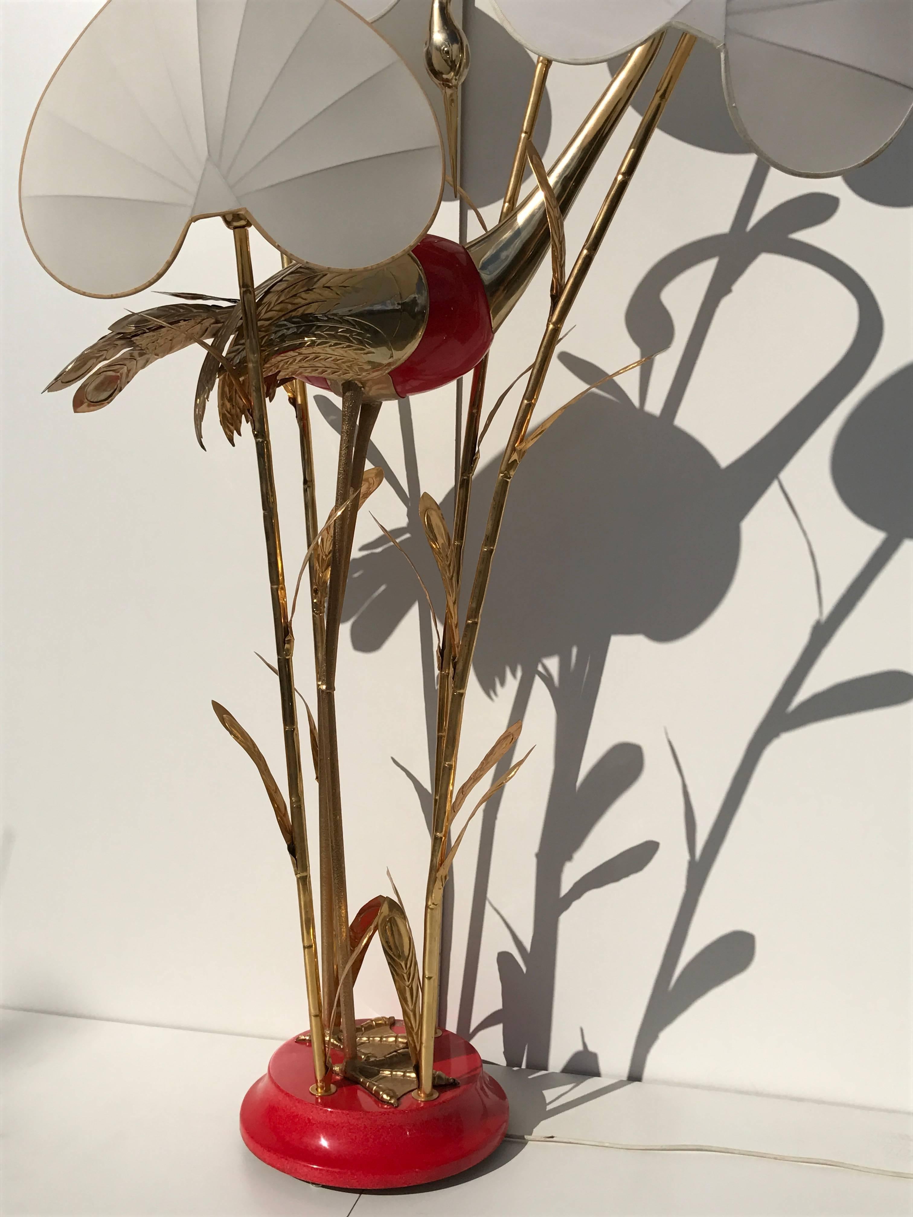 Monumentale Stehlampe aus vergoldetem Messing Crane oder Egret von Antonio Pavia (Hollywood Regency) im Angebot