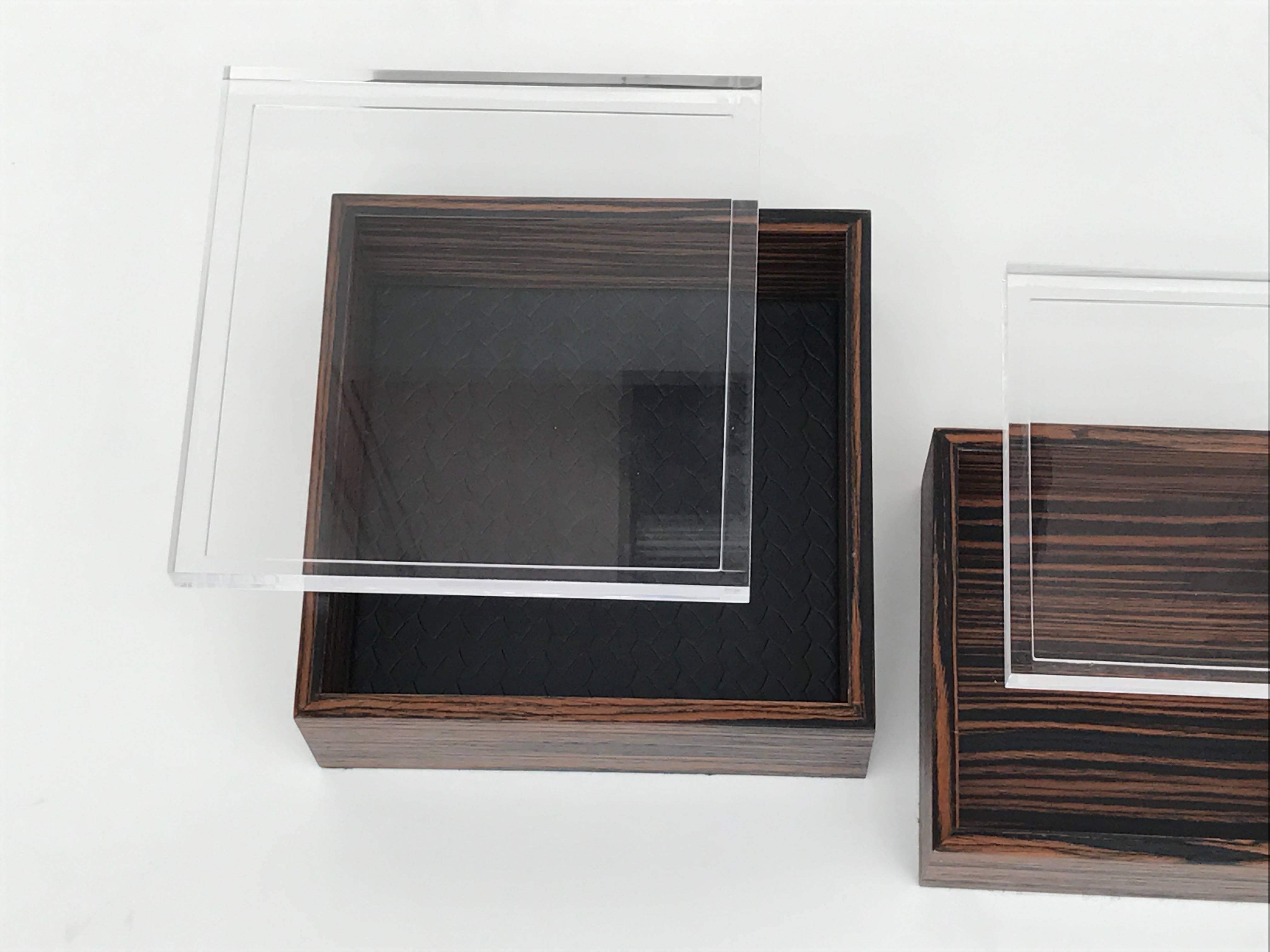 Set of Three Macassar Ebony and Lucite Jewelry Boxes For Sale 1