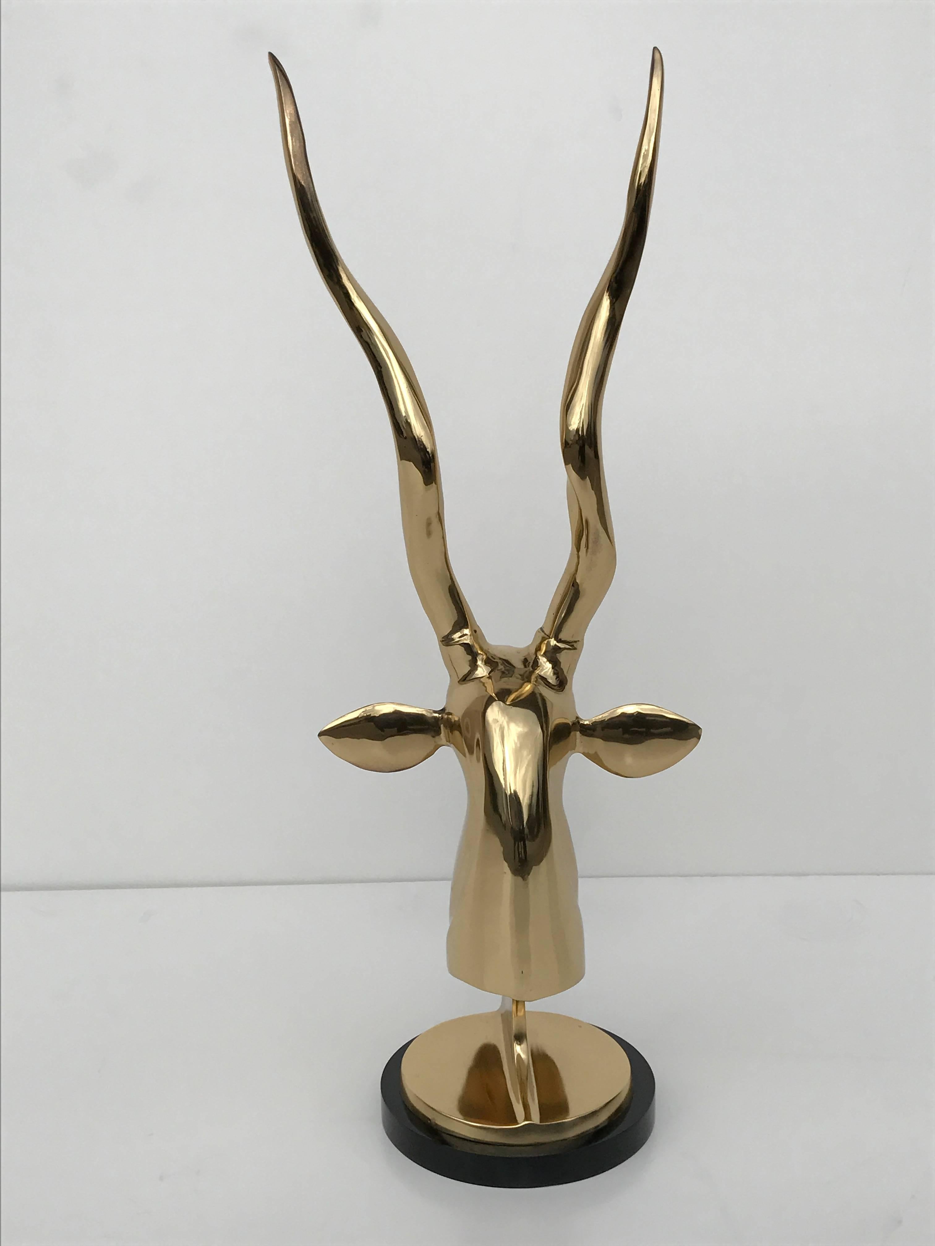 impala statue