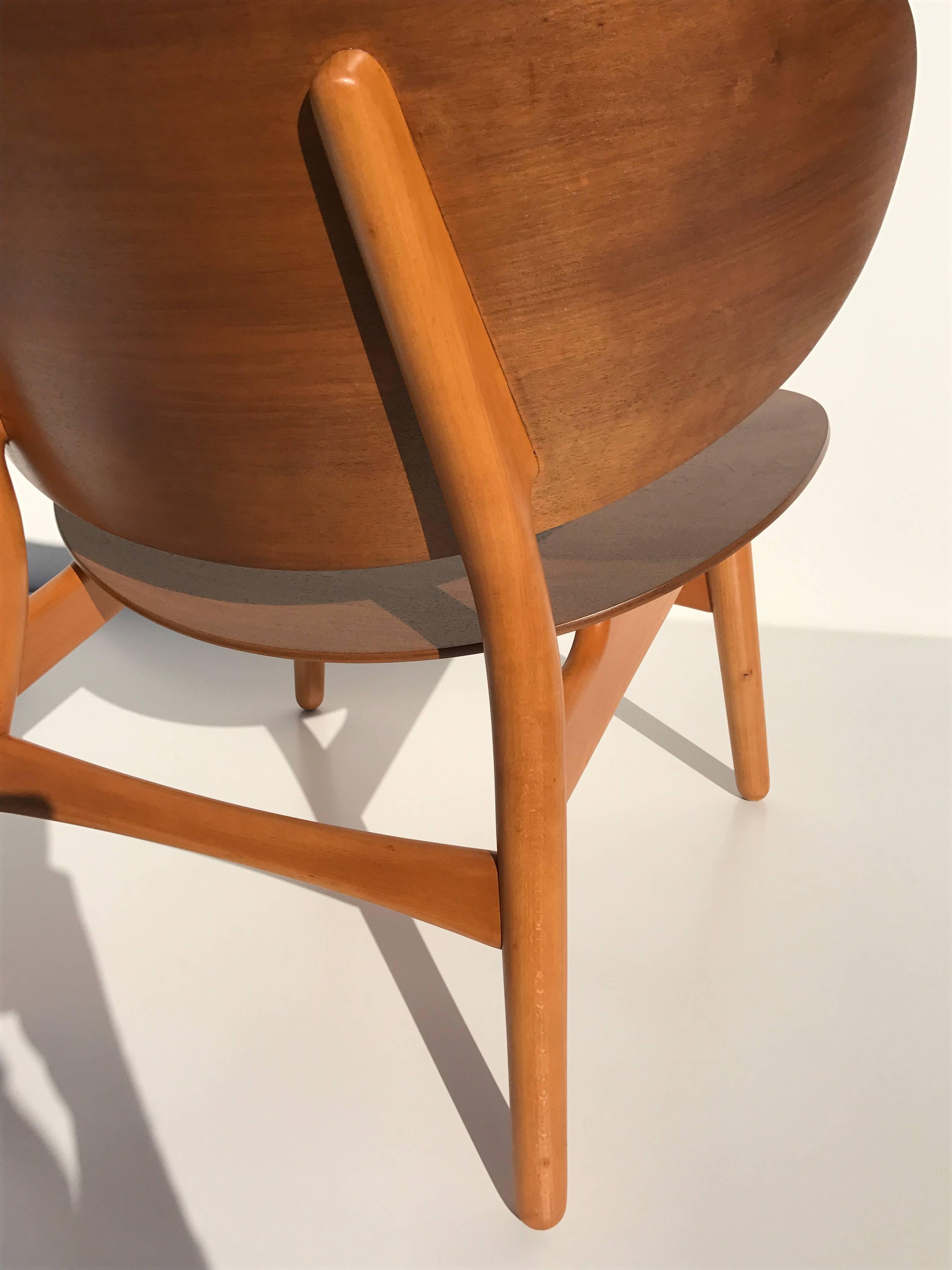 Shell Chair by Hans Wegner in Walnut and Beech In Excellent Condition For Sale In North Hollywood, CA