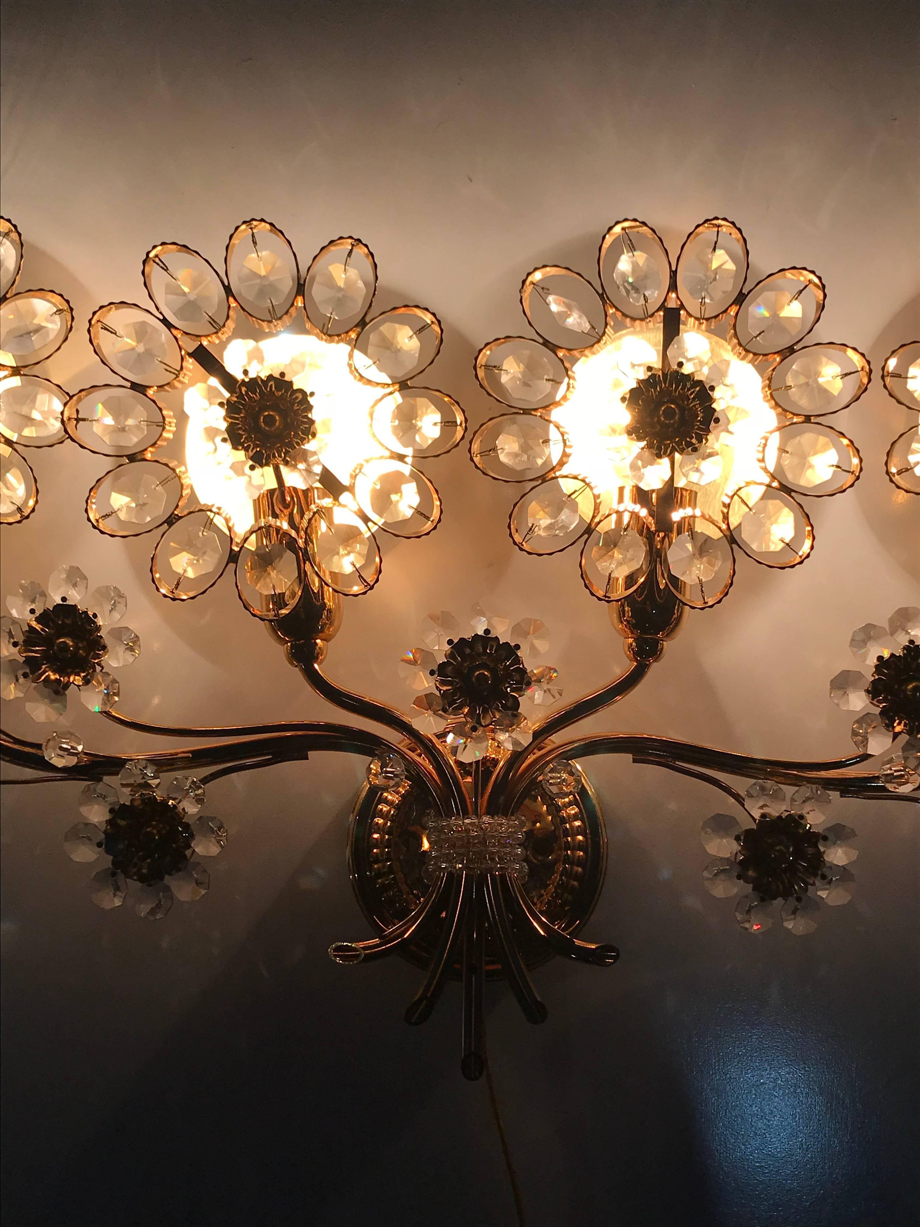  Palwa Crystal and Brass Four-Light Sconce In Good Condition For Sale In North Hollywood, CA