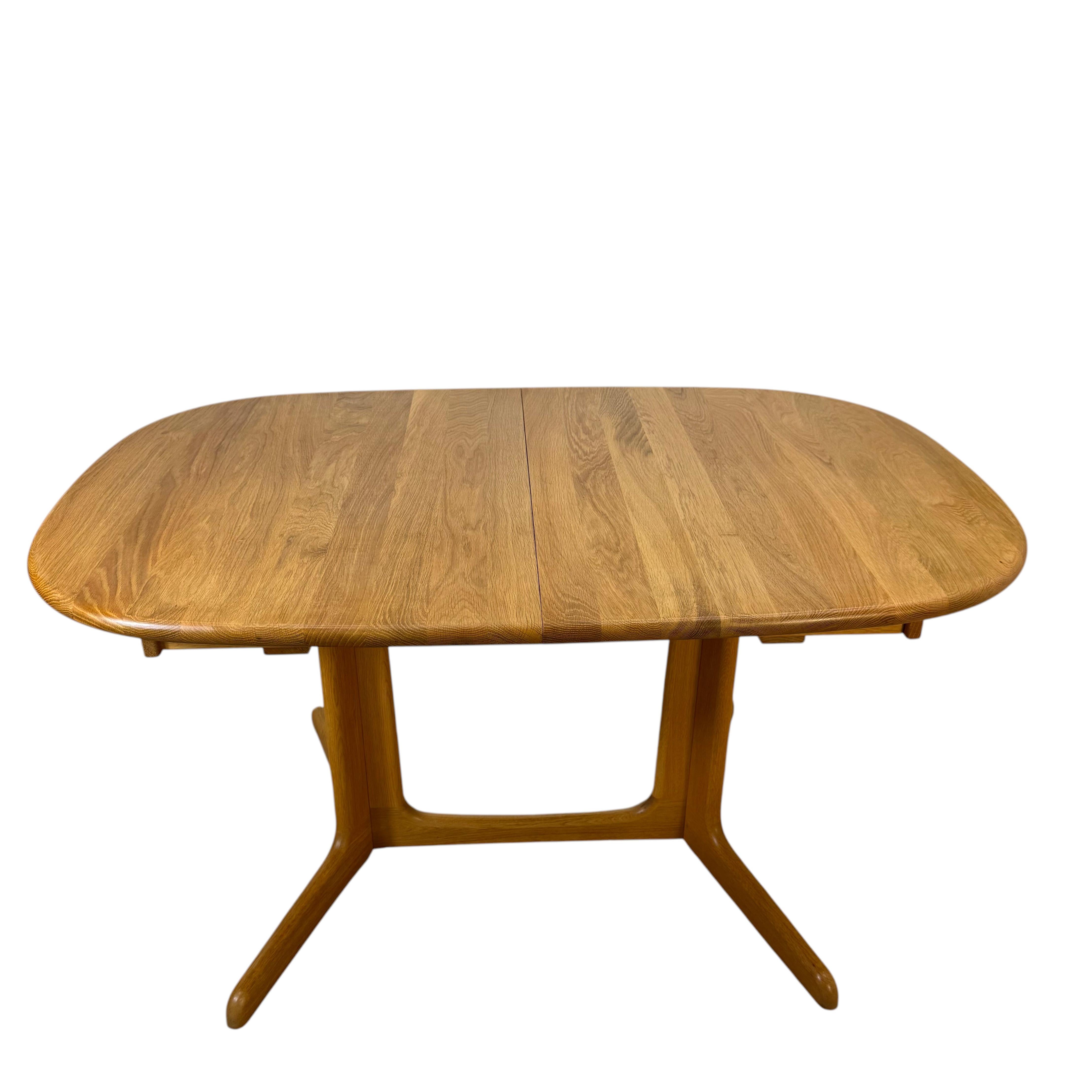 Extendable teak dining table, Denmark, 1960s For Sale