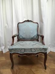 Pair of Louis XV Fauteuils a la Reine