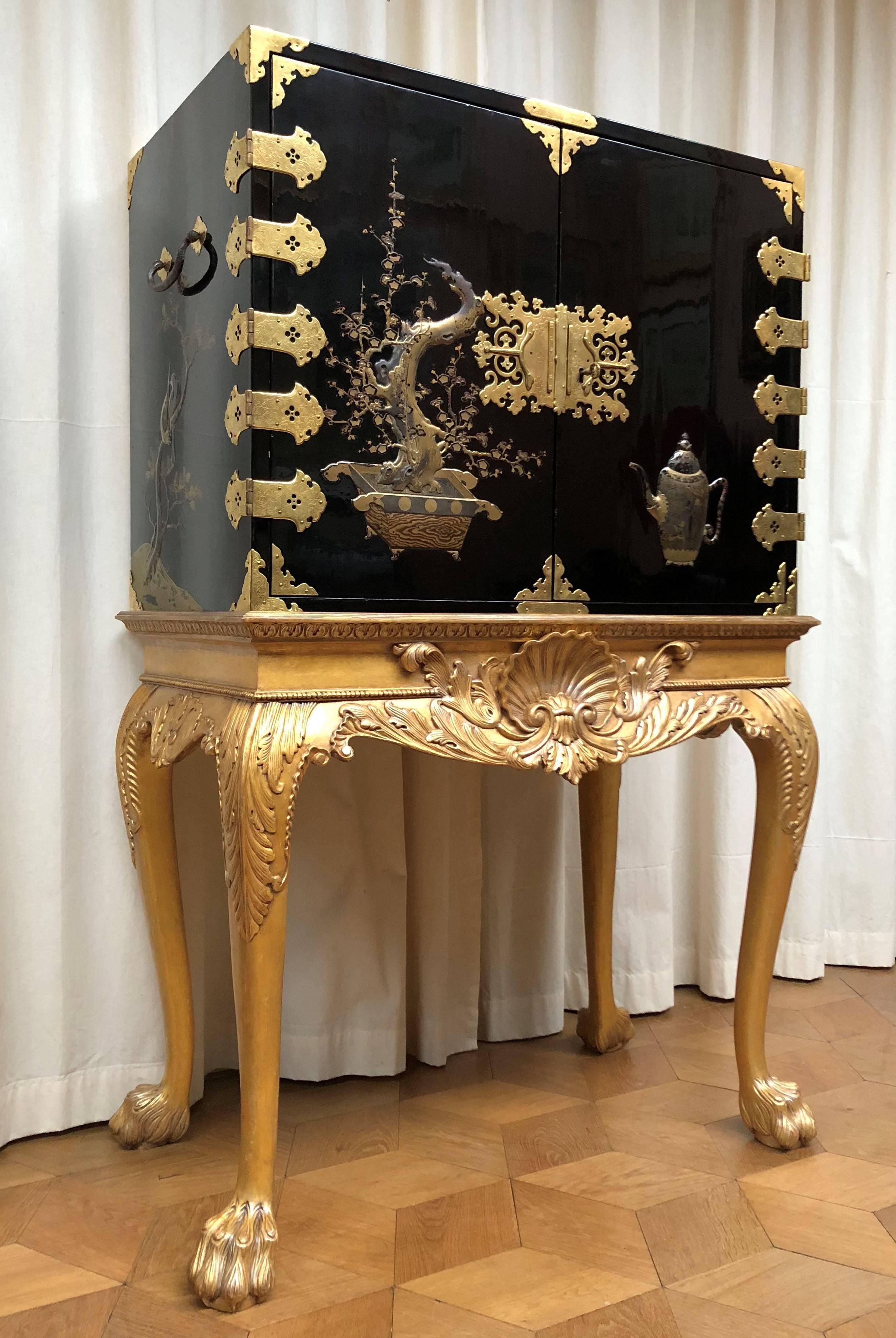 Gilt Japanese Lacquer Cabinet For Sale