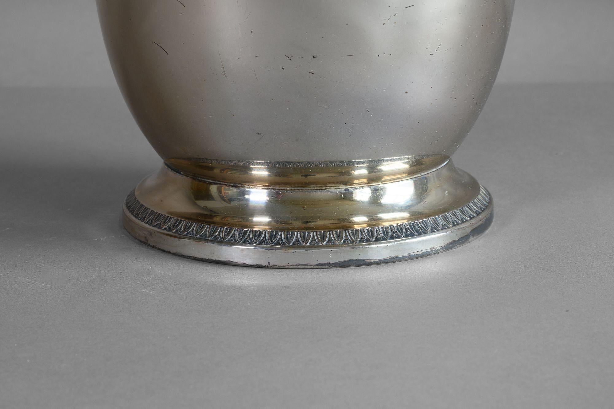 Champagne Bucket In Good Condition For Sale In London, England