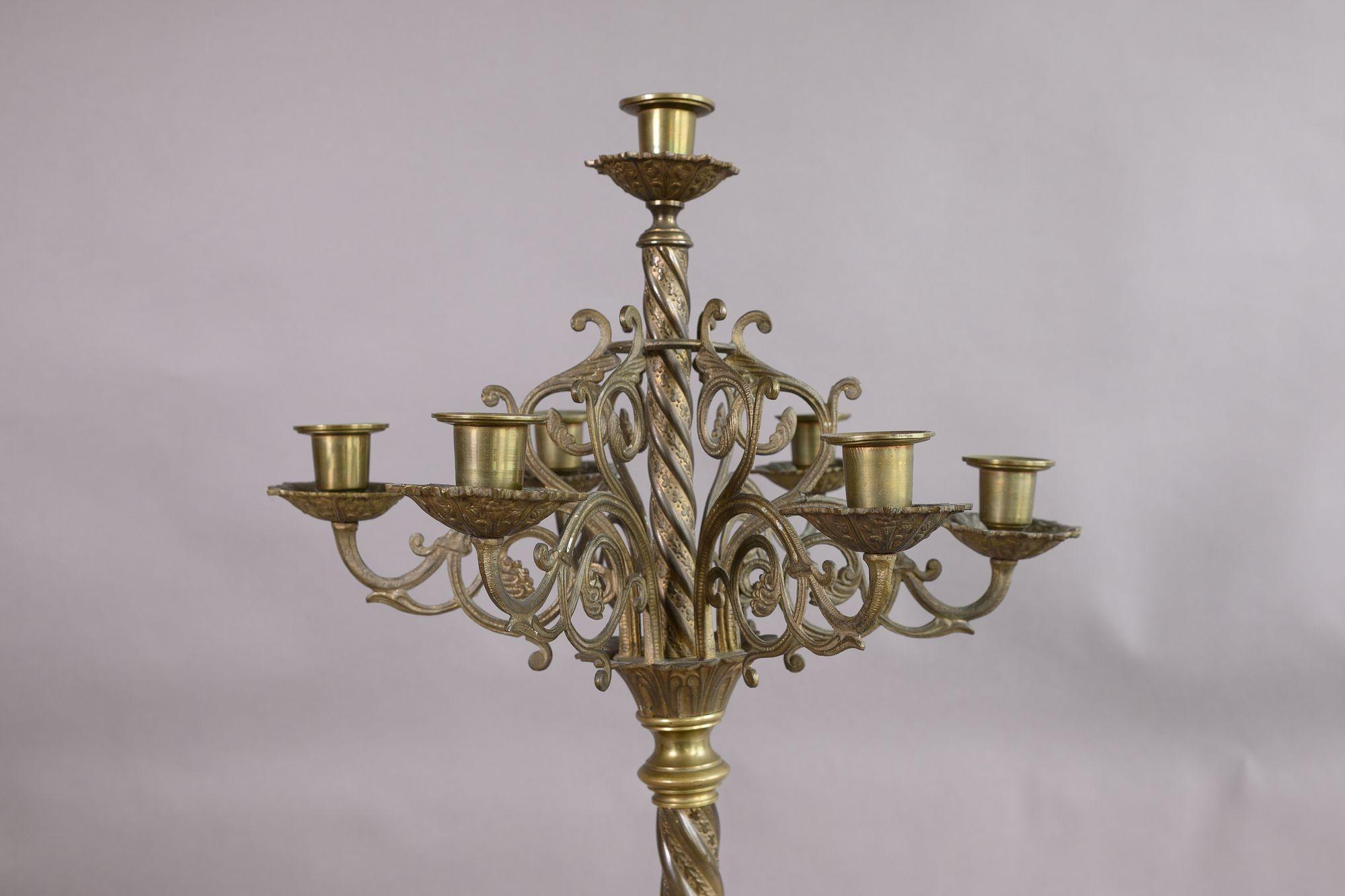 Pair of Candle Sticks In Good Condition For Sale In London, England