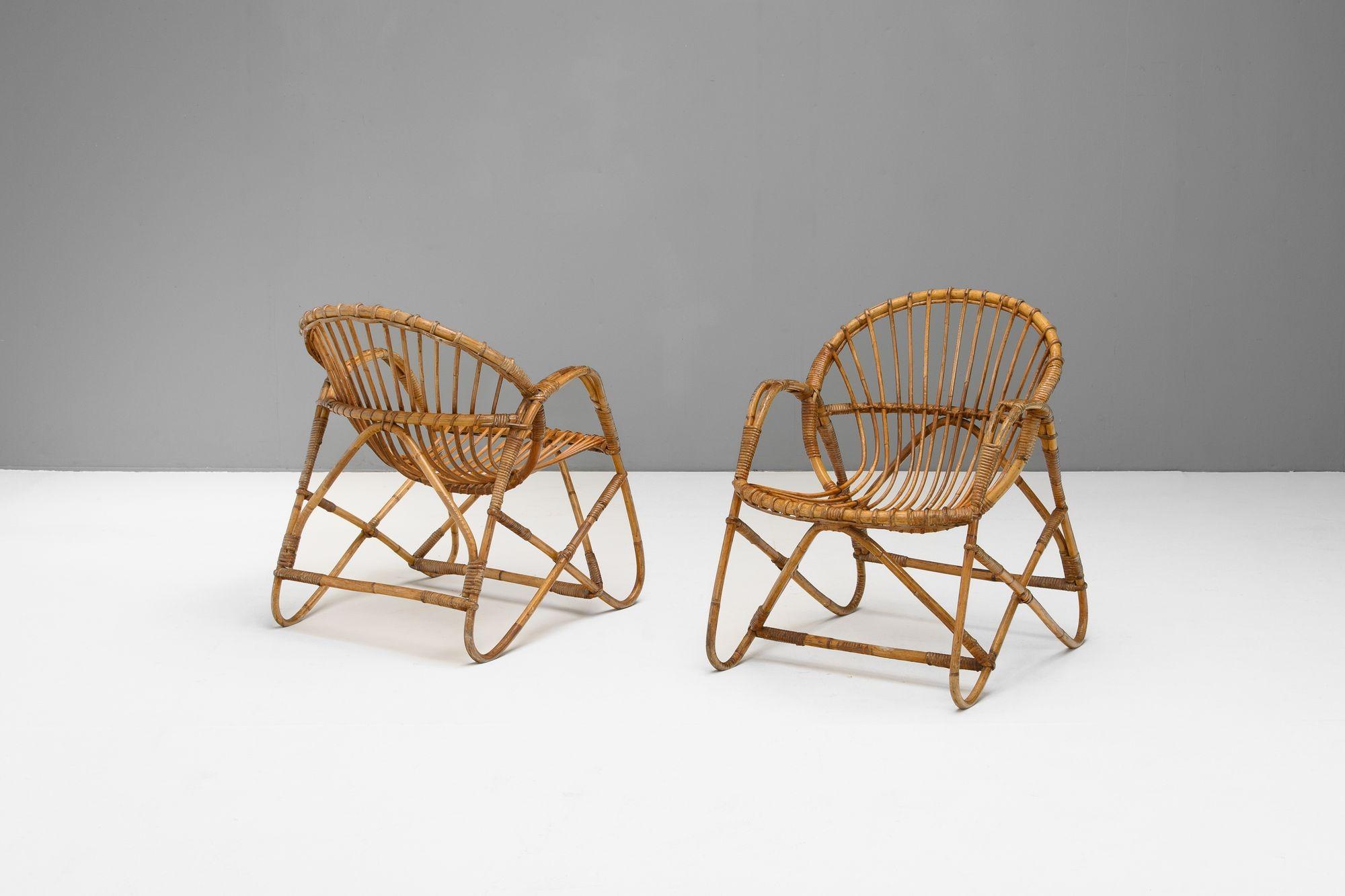 Paire de fauteuils en rotin français. Vers 1930

H 74cm (SH 38cm) x L 59cm x P 65cm