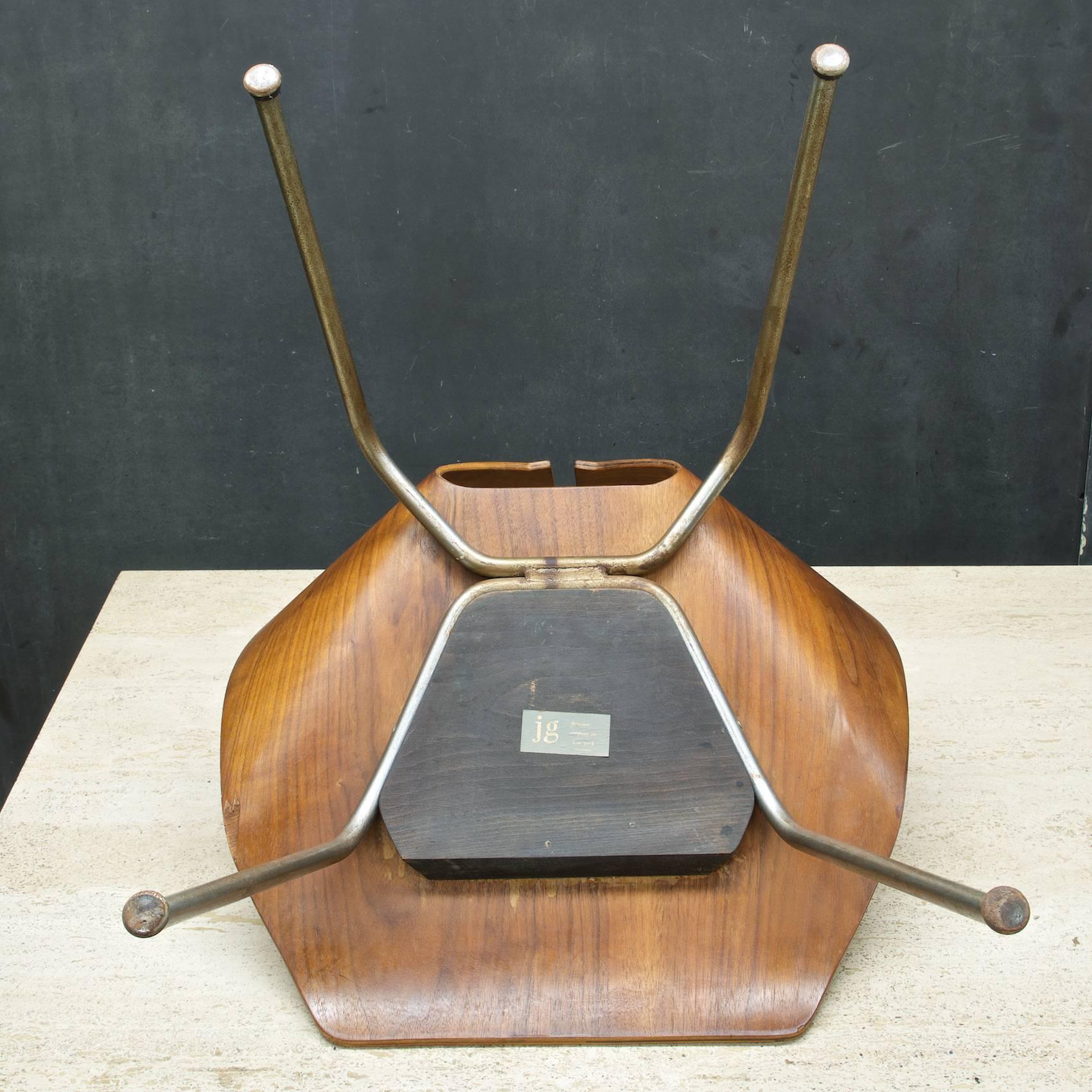 American 1950s Bent Plwood  Chair by Ray Komai JG Furniture Inc. Mid-Century Architect