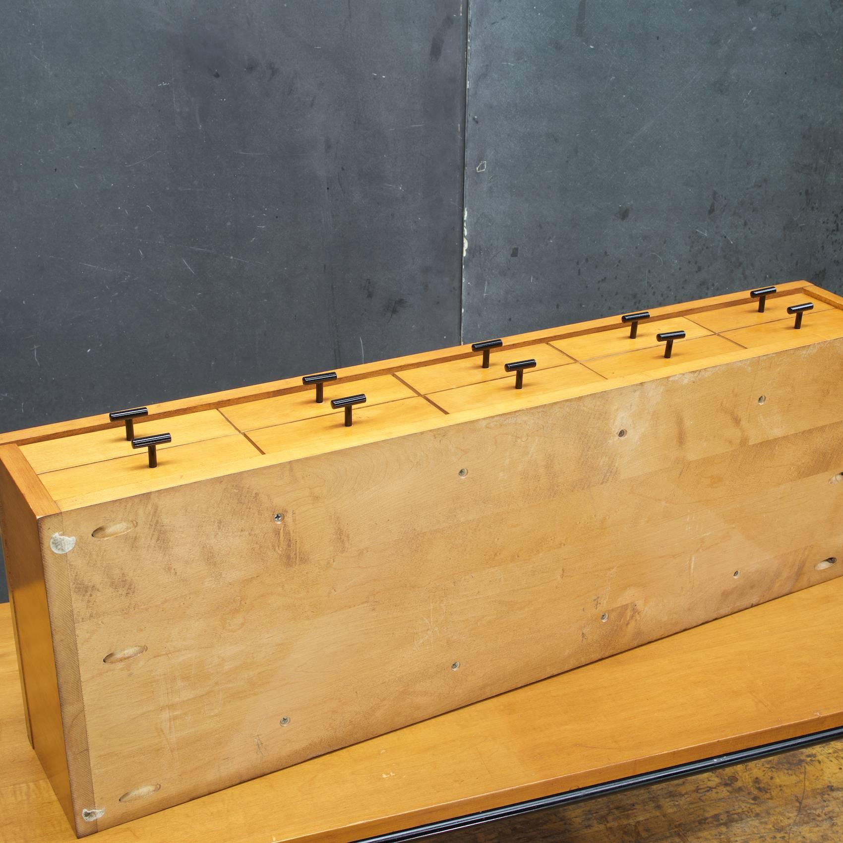 Rare Early Paul McCobb Planner Group Jewelry Chest In Good Condition In Hyattsville, MD