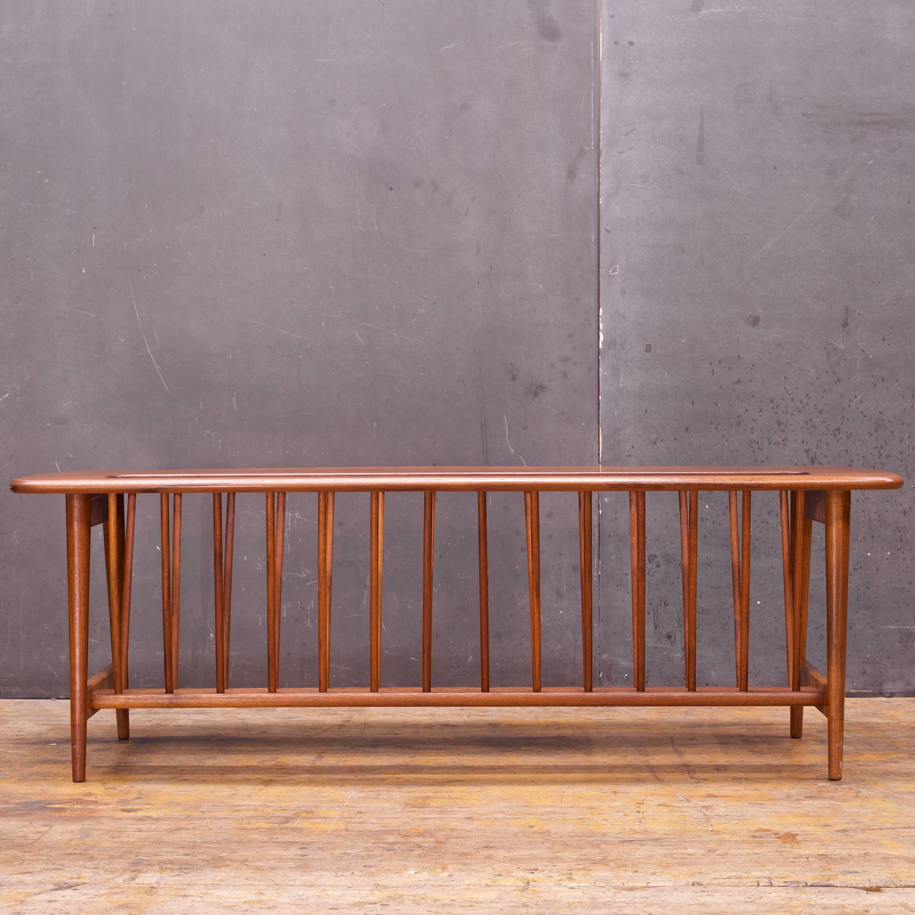 Walnut magazine rack coffee table for Washington Woodcraft. Rare design, extra wide example in solid walnut.