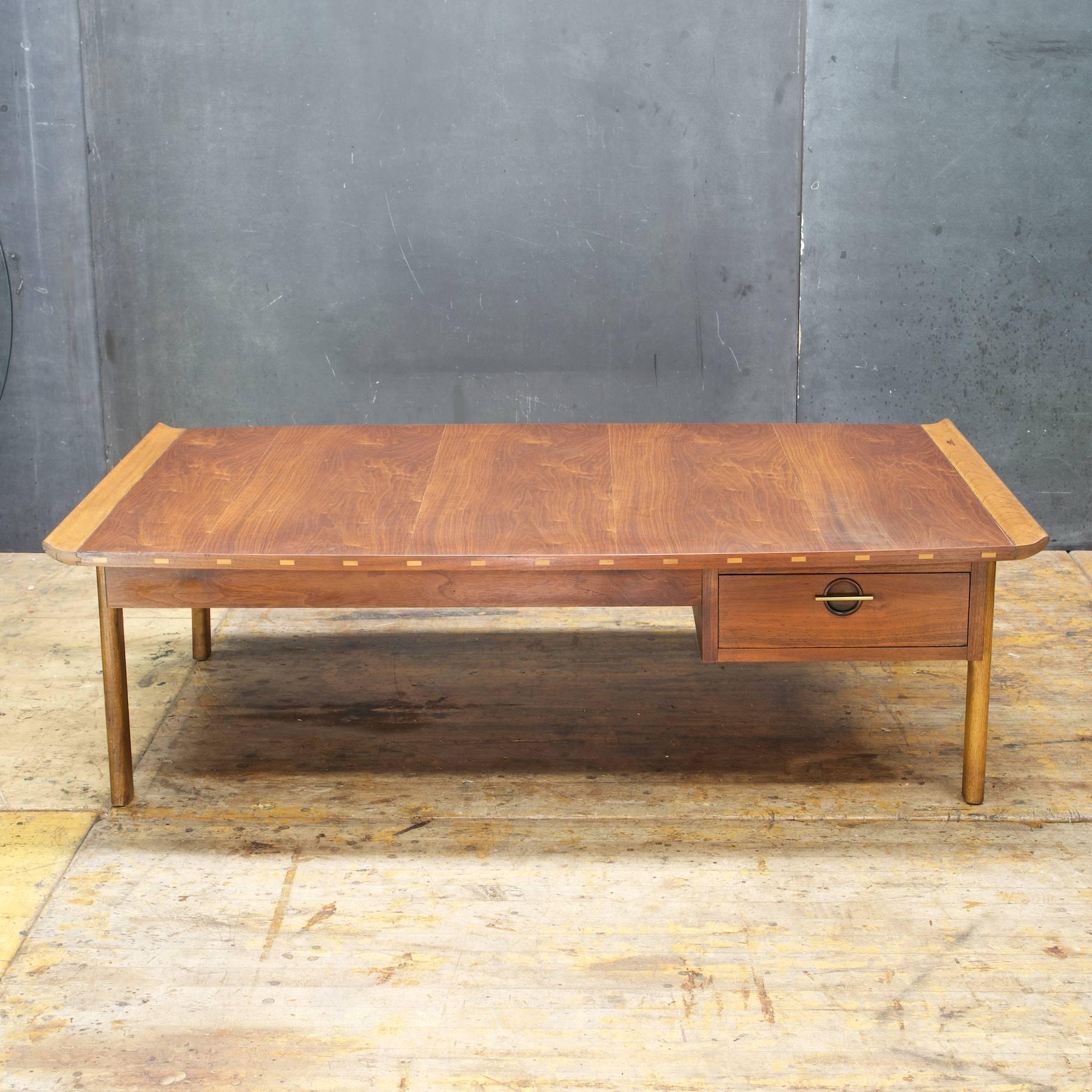Veneer Asian Styled Mid-Century Modern Flairing and Bowed Coffee Table