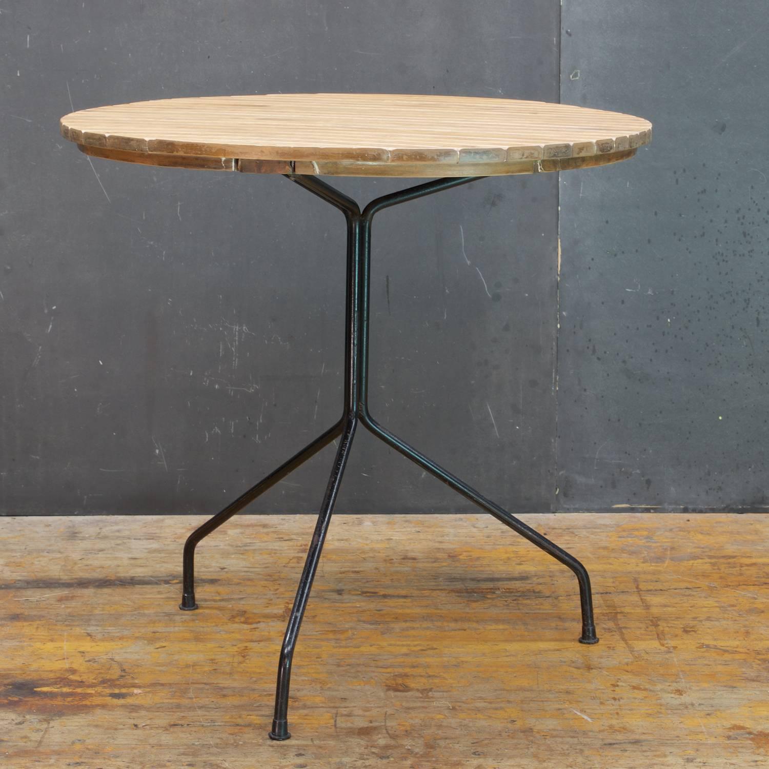 Vintage Mid-Century Modern Arthur Umanoff rare cafe table with original slatted birch top. Not many survived with original tops intact.