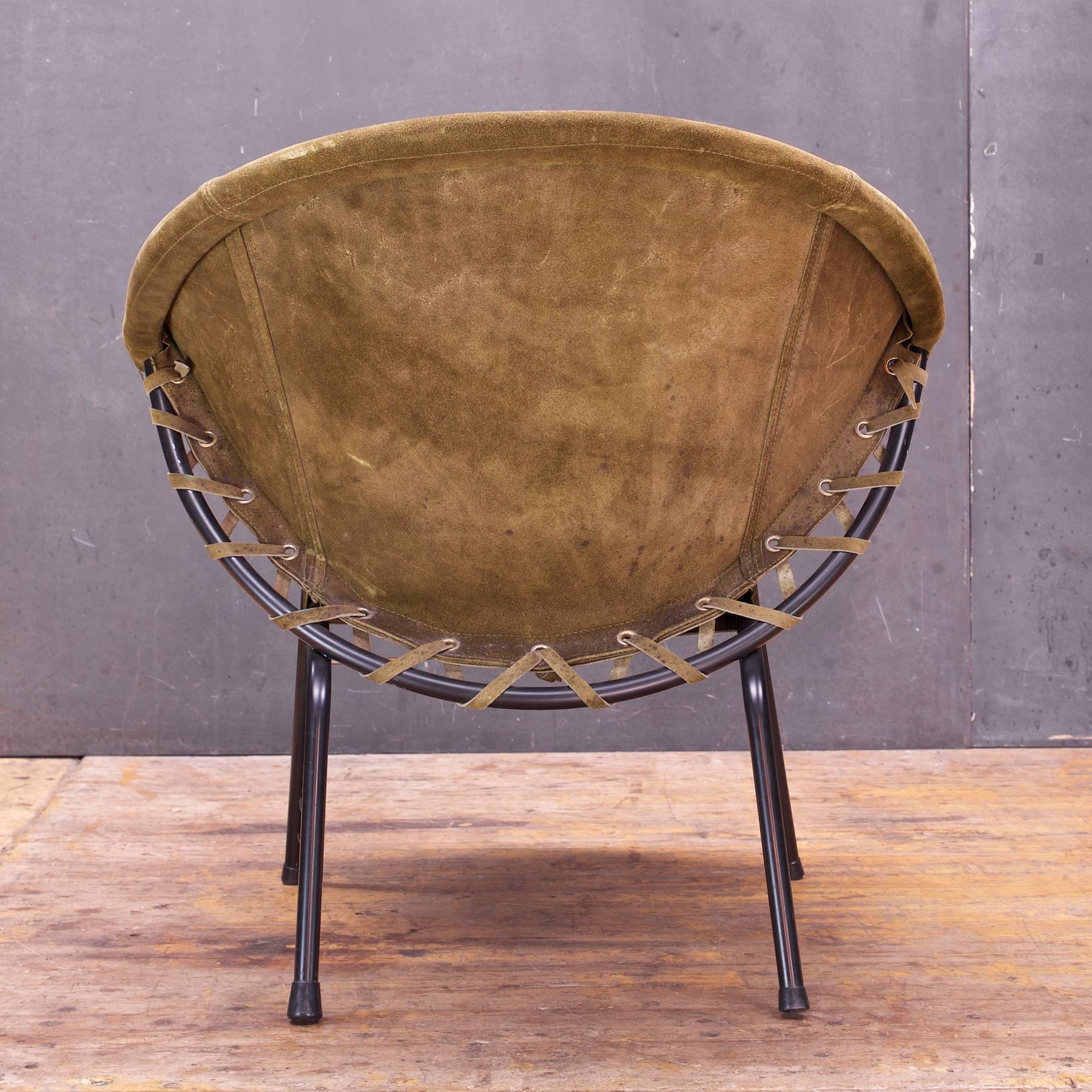 brown circle chair