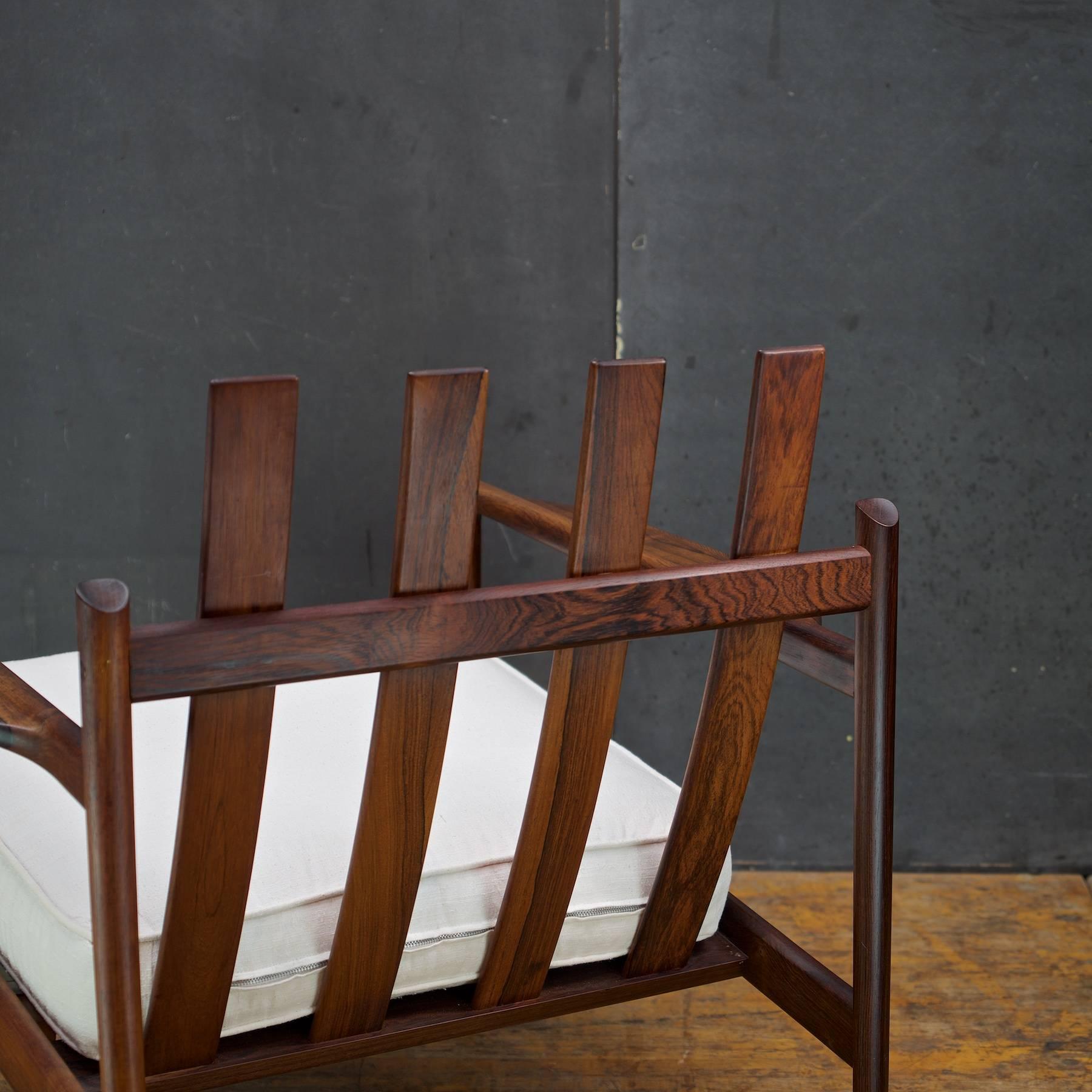 Lacquered 1950s Kofod-Larsen Brazilian Rosewood Danish Pickett Lounge Chair Mid-Century For Sale