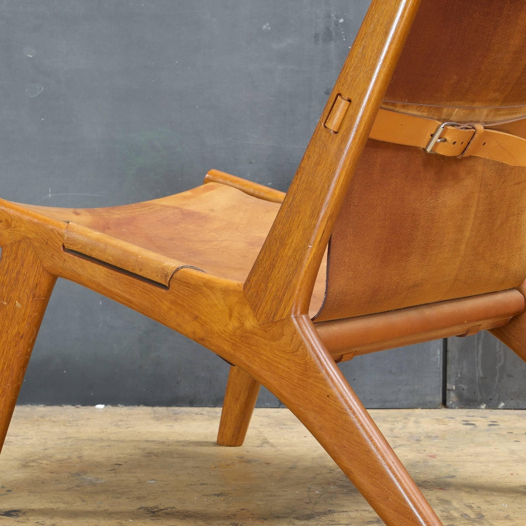 Danish Hunting Lounge Chair by Uno & Osten Kristiansson in Oak Leather Sling