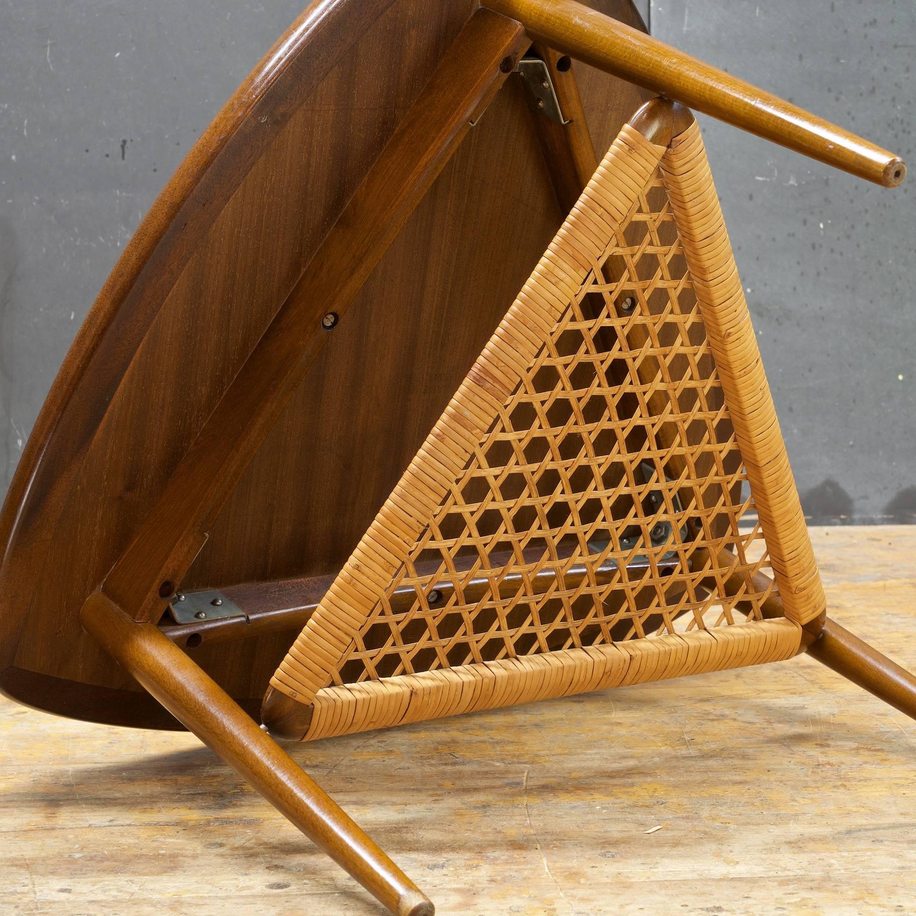 Lacquered Early 1950s Danish Triangle Guitar Pik Tiered Cane Side Table Poul Jensen Selig