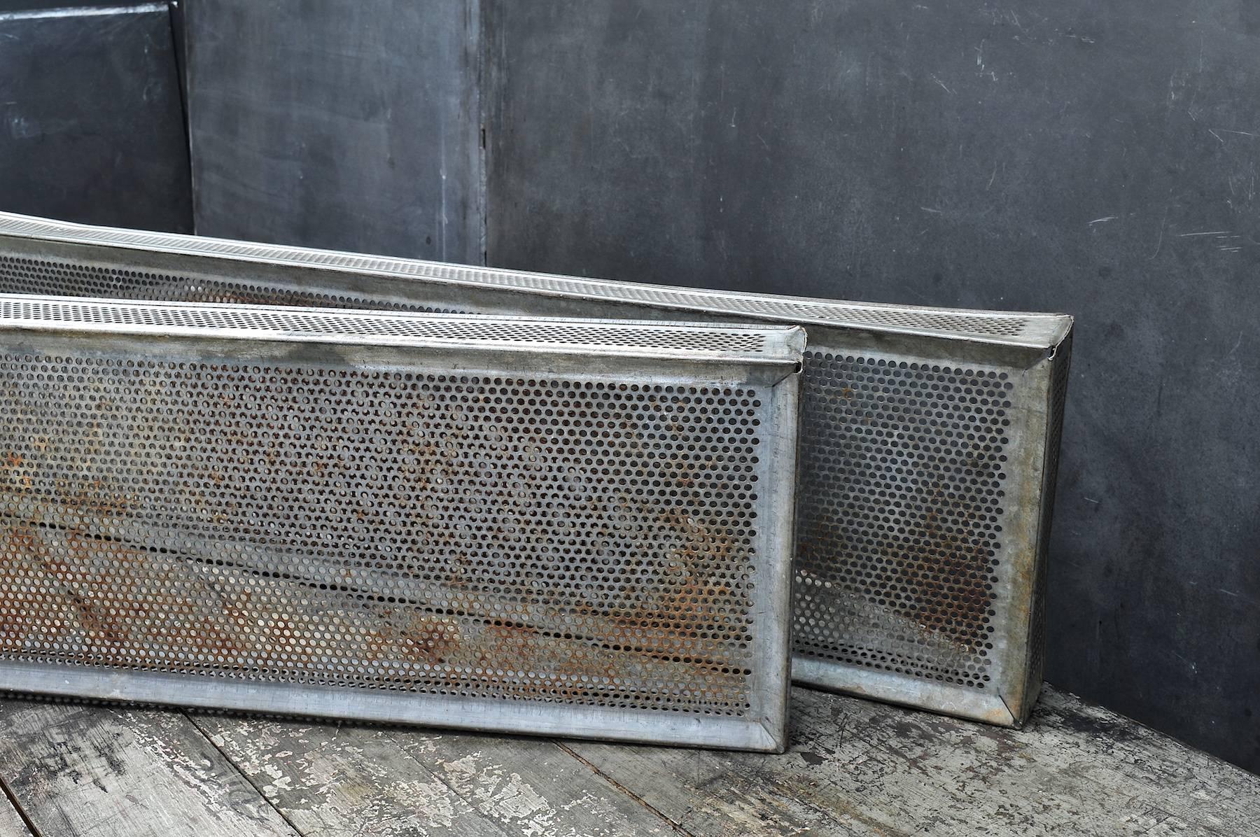 industrial metal trays