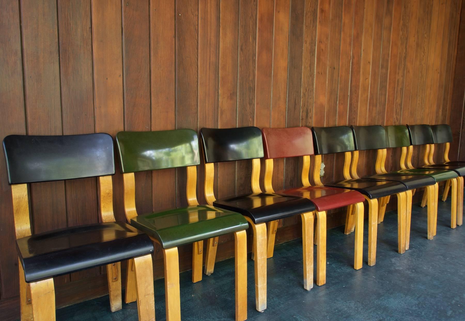 Machine-Made 1930s Vintage Industrial Art Deco Thonet Bakelite Bentwood Dining Chair Set 12