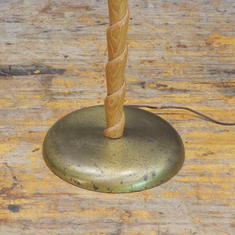 Art Deco Fiberglass and Twisted Cerused Oak Brass Torchiere Floor Lamp In Fair Condition For Sale In Hyattsville, MD