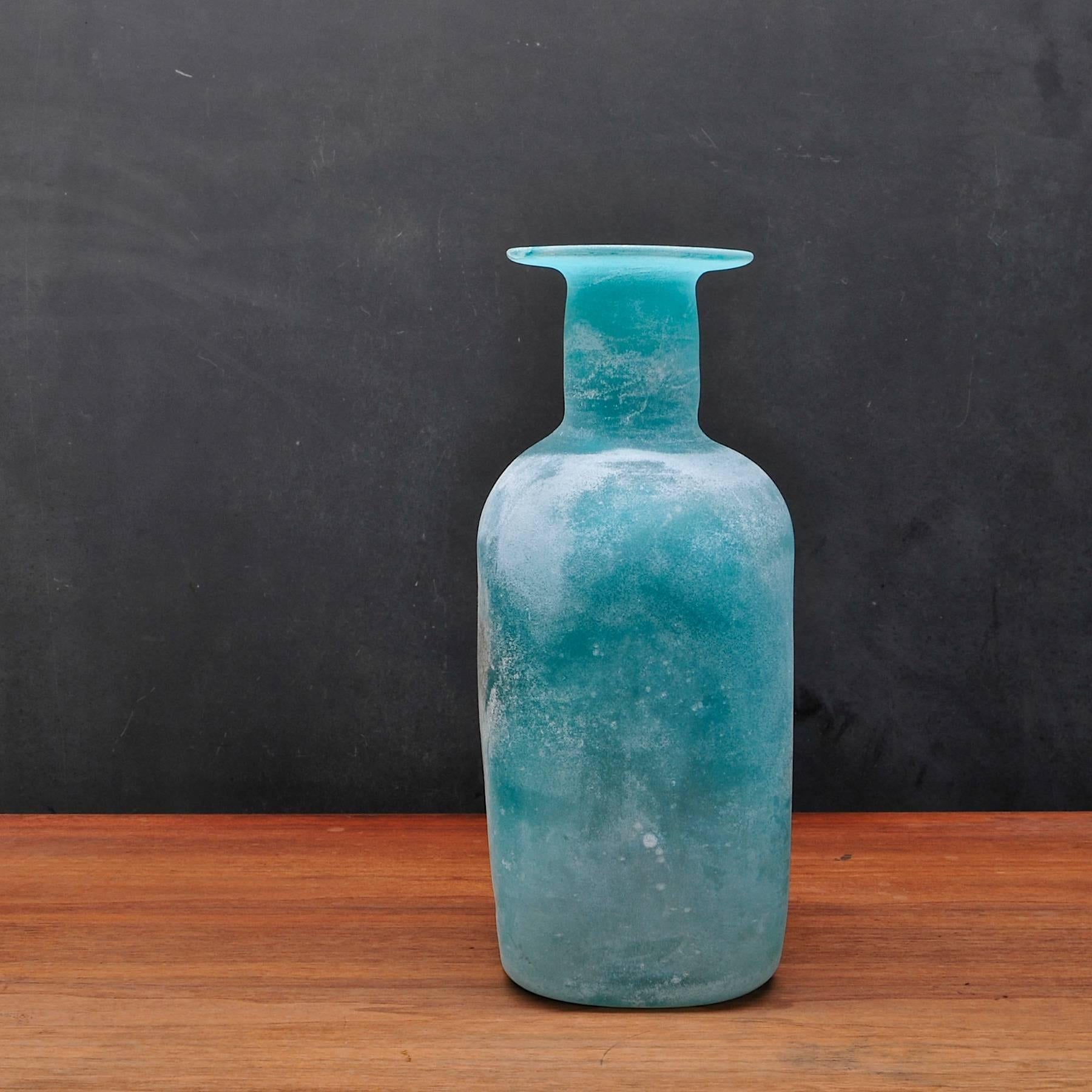 Mitte des Jahrhunderts Cenedese Scavo Meer Grau-Blaue Schale und Flasche Set römische Formen (Handgefertigt) im Angebot