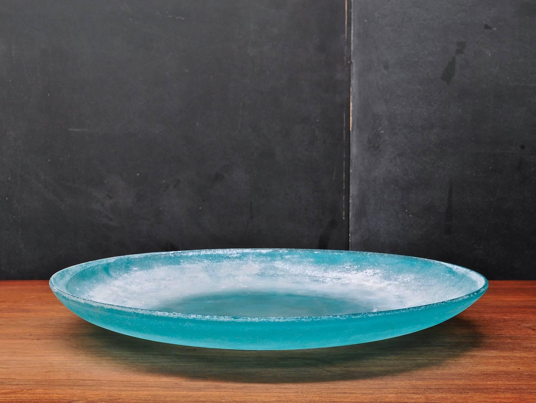 Mitte des Jahrhunderts Cenedese Scavo Meer Grau-Blaue Schale und Flasche Set römische Formen (Moderne der Mitte des Jahrhunderts) im Angebot
