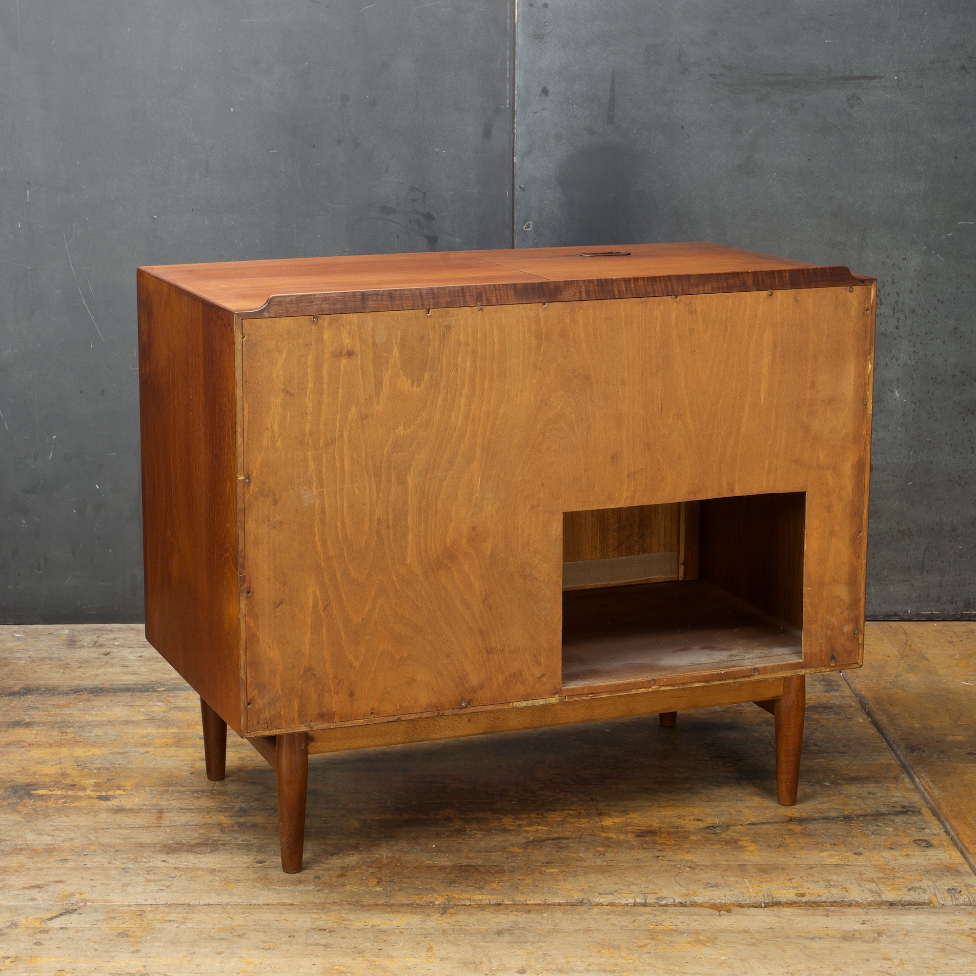 Hifi Sideboard