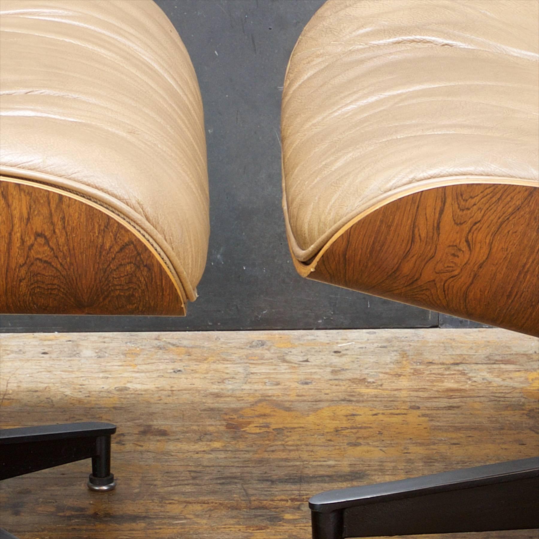 Eames 670/671 Brazilian Rosewood Lounge Chair and Ottoman In Fair Condition In Hyattsville, MD