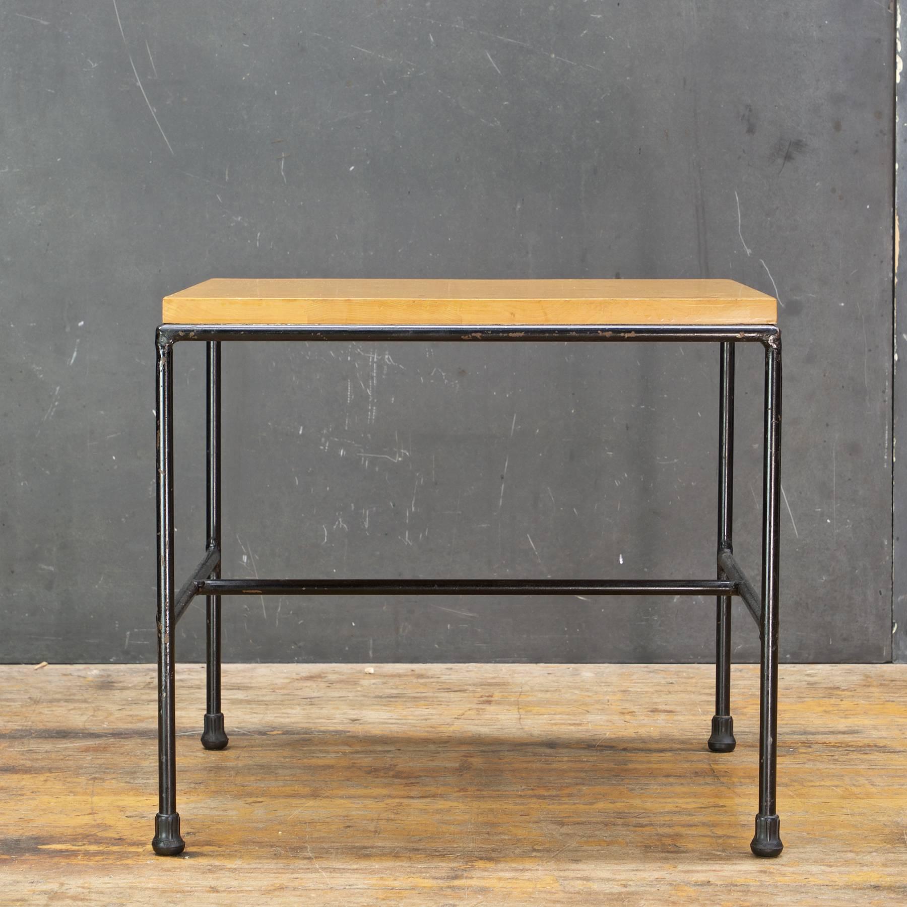The early 1950s lesser seen end table model from the Planner Group furniture line. Beautiful in function through minimal cost-effective materials.