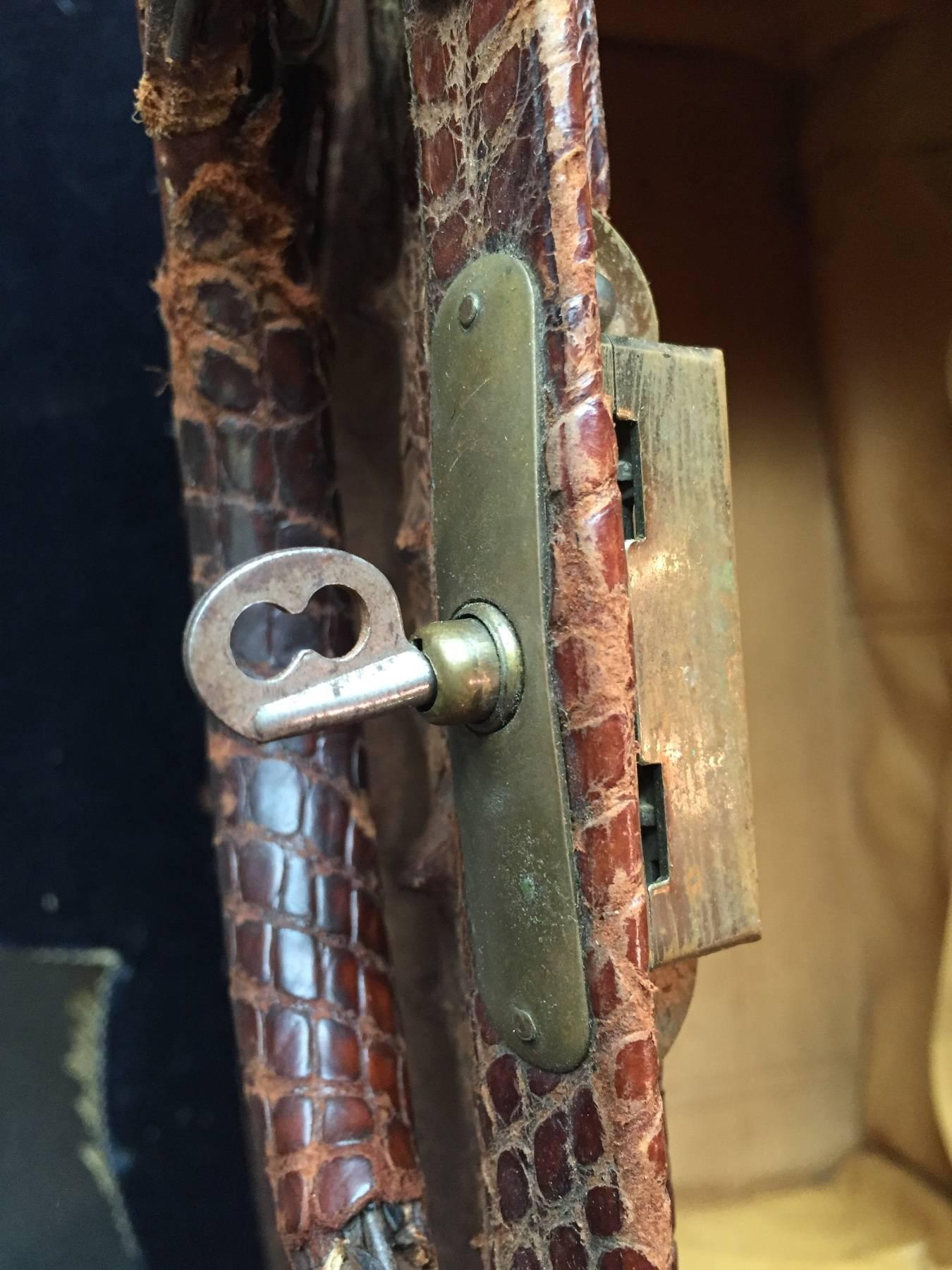 Late 19th Century Victorian Crocodile Doctor's Hand Bag Luggage Lock Key