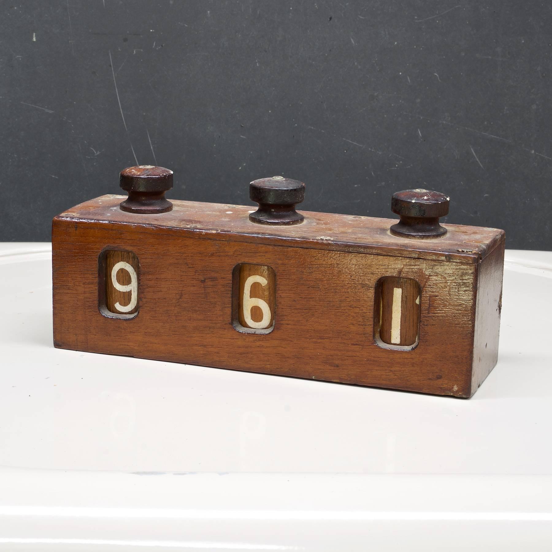 Federal 19th Century Maritime Ships Course Keeper Fathom Counter Wooden Rustic Box