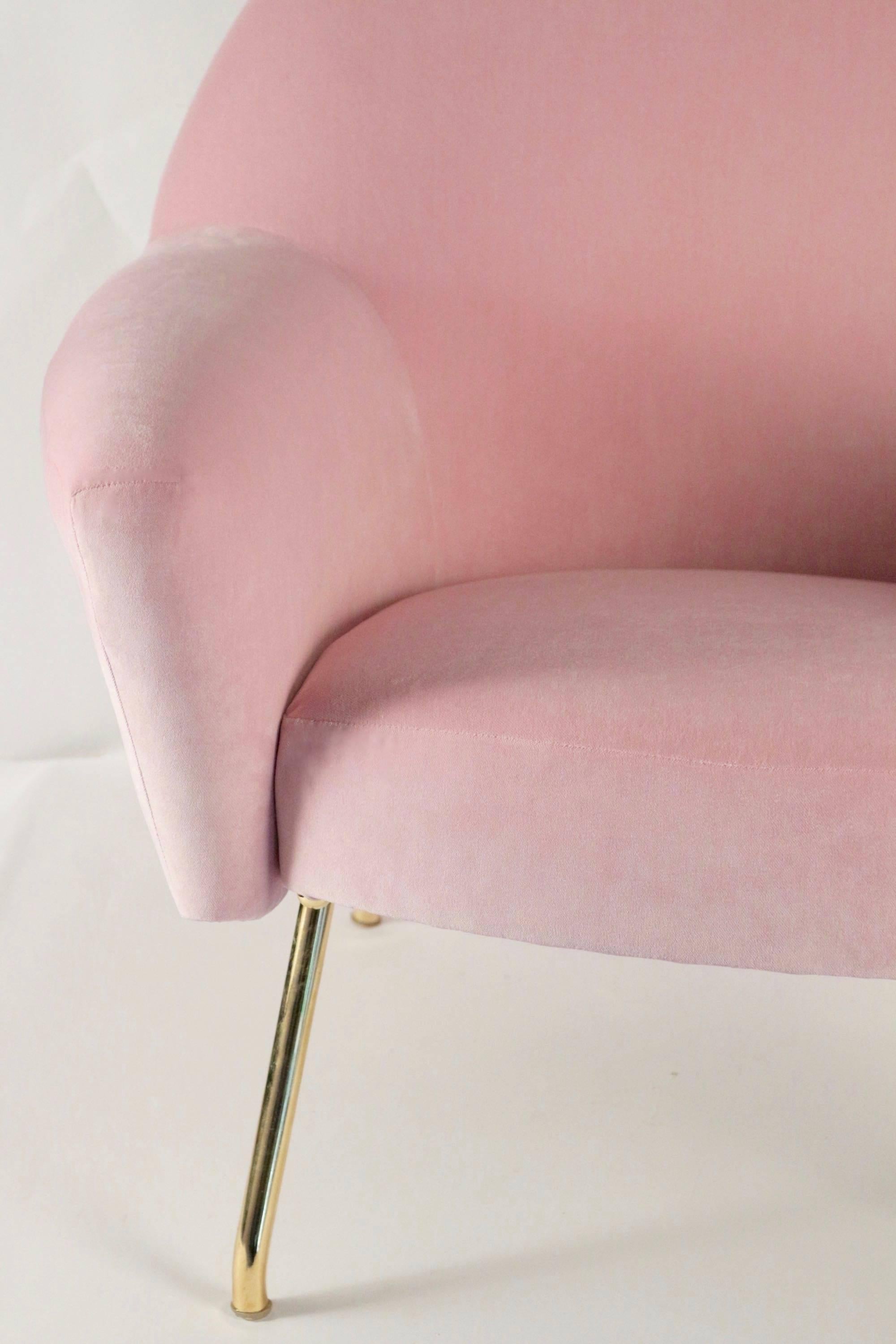 Mid-20th Century 1950s Pair of Armchair, Model 770 by Joseph Andre Motte, Pink Velvet and Brass