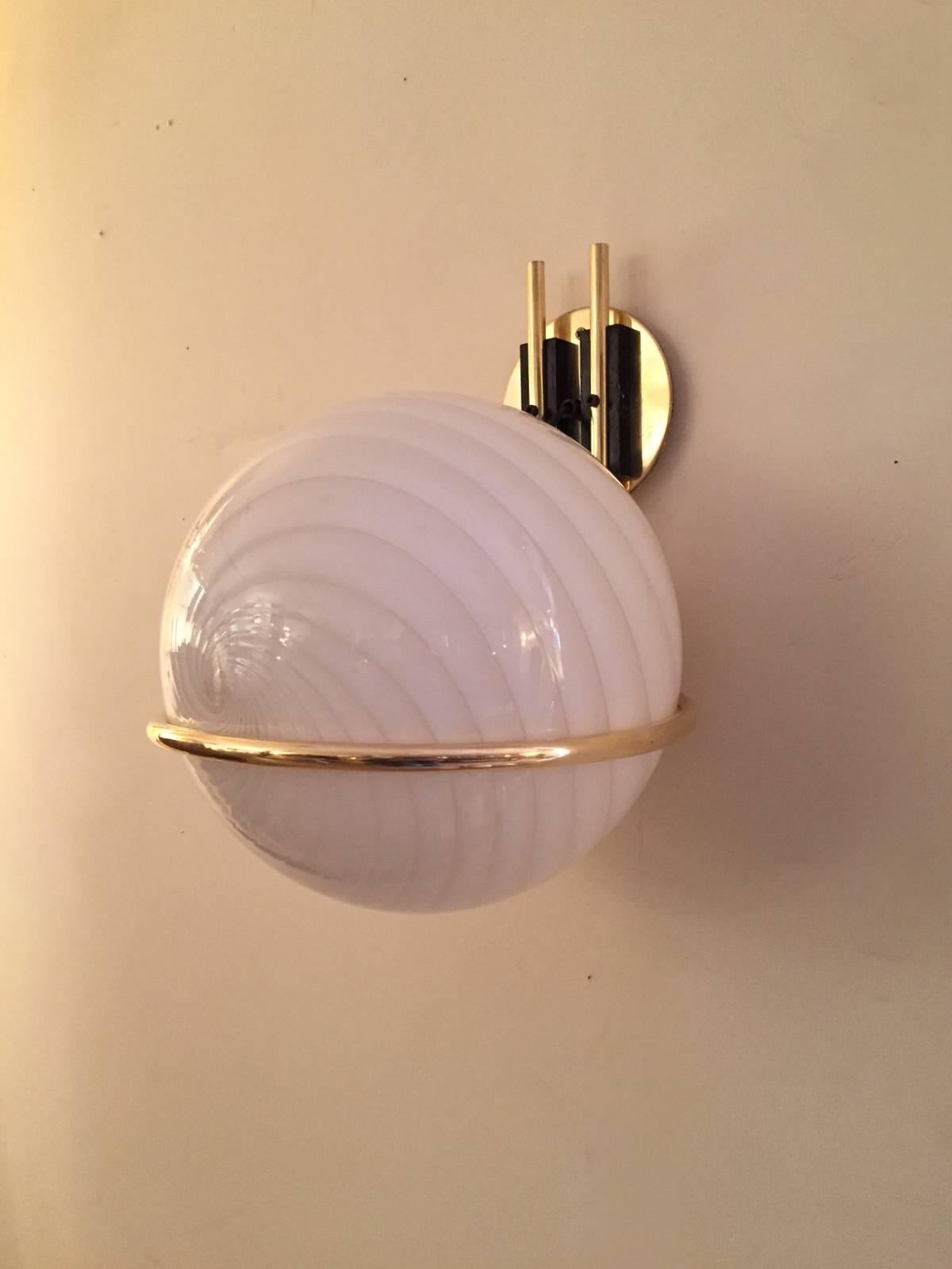 1970s Murano Glass Pair of Sconces In Excellent Condition In Saint-Ouen, FR