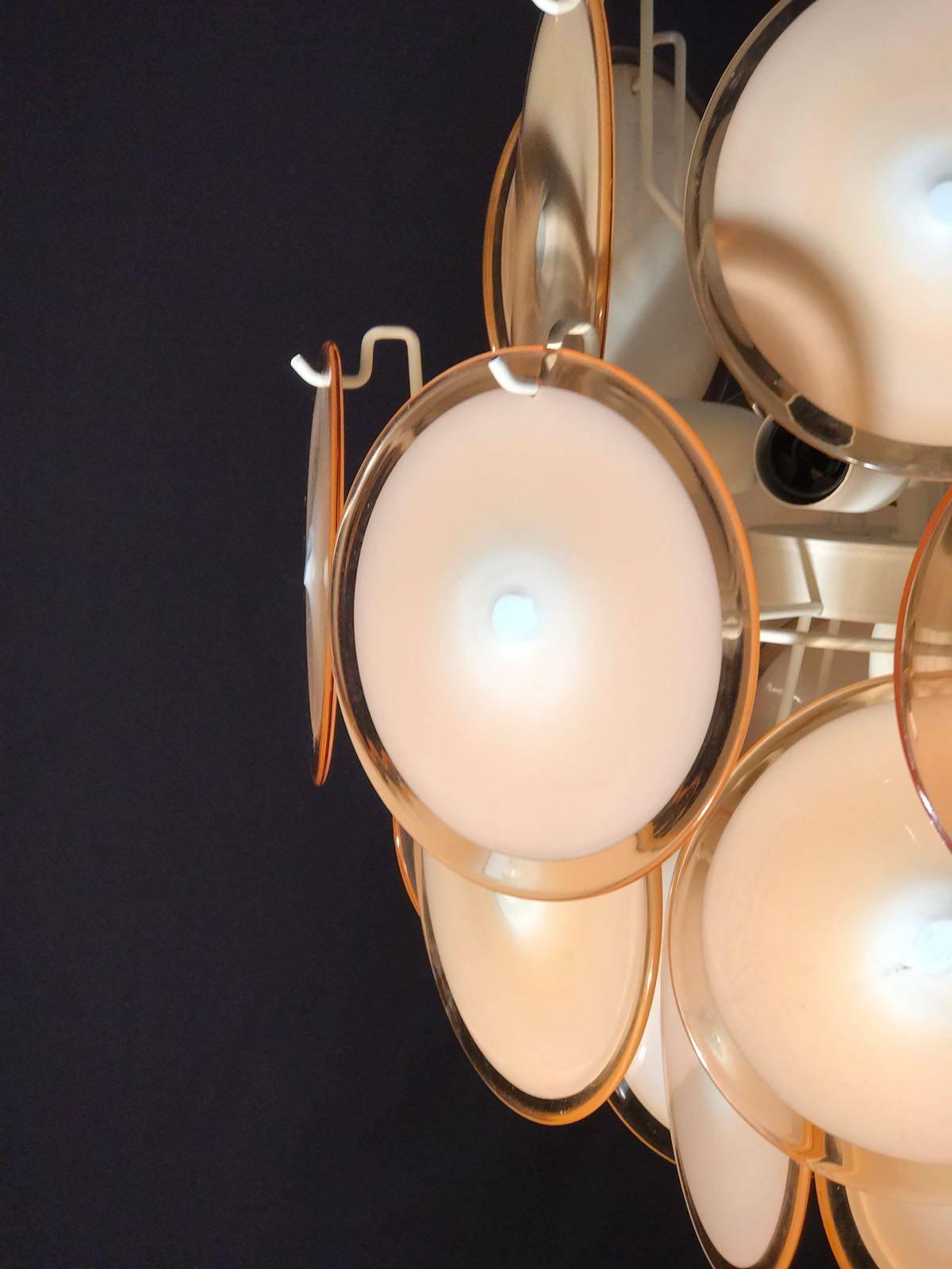 Mid-Century Modern Paire de lustres italiens Vistosi en verre de Murano ambré du milieu du siècle dernier, 1970 en vente