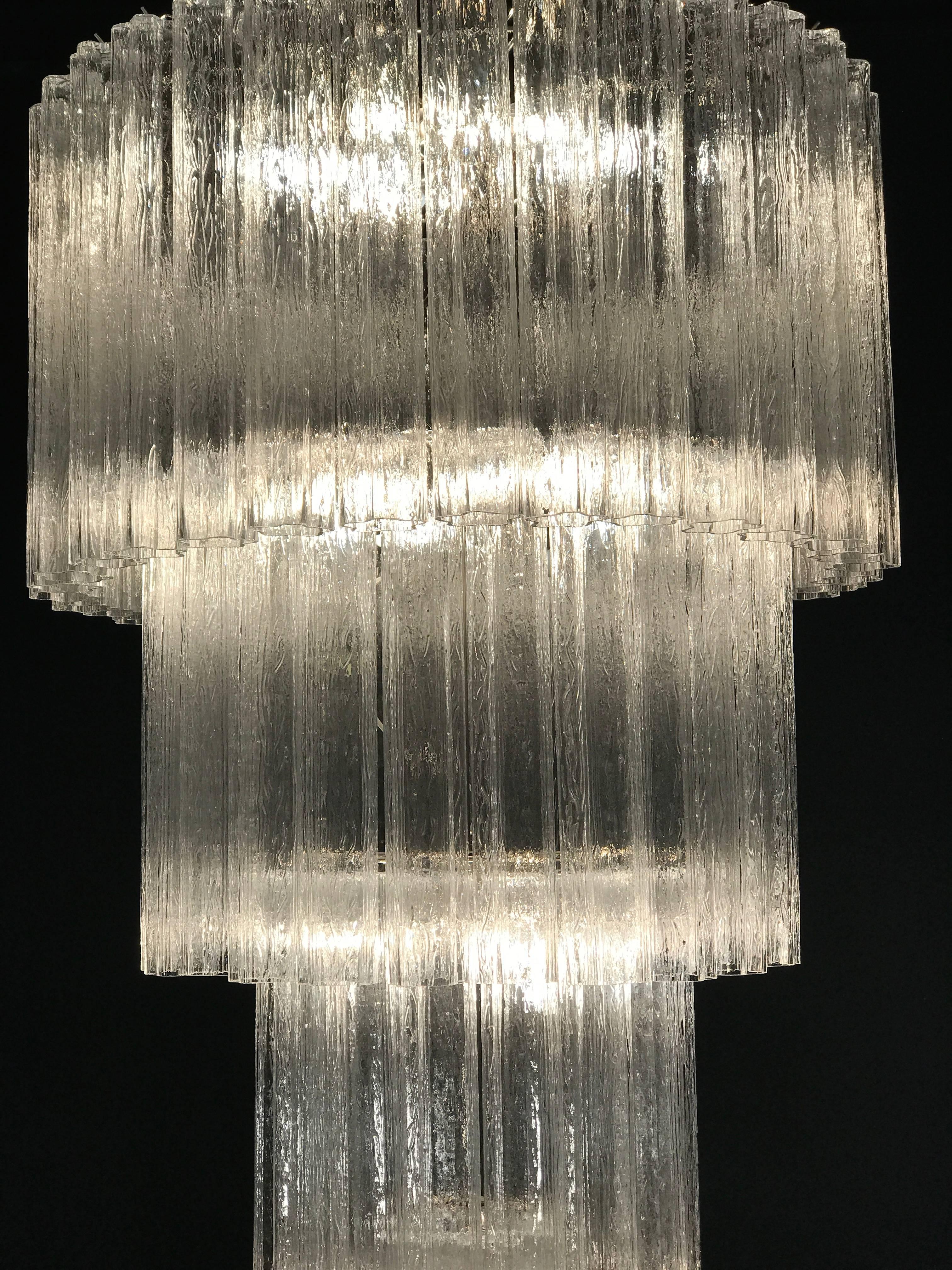 Monumental Pair of Italian Tronchi Chandeliers Murano, 1980s For Sale 1